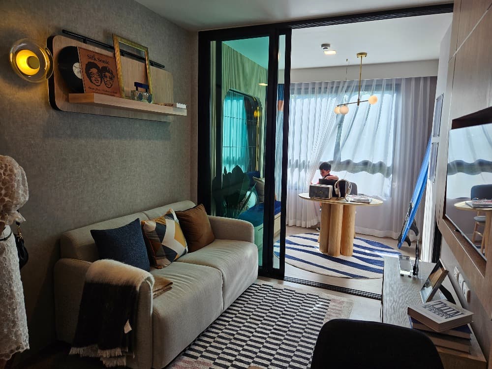 Down payment sale, cheap price!! Fully furnished, Very​Close Central