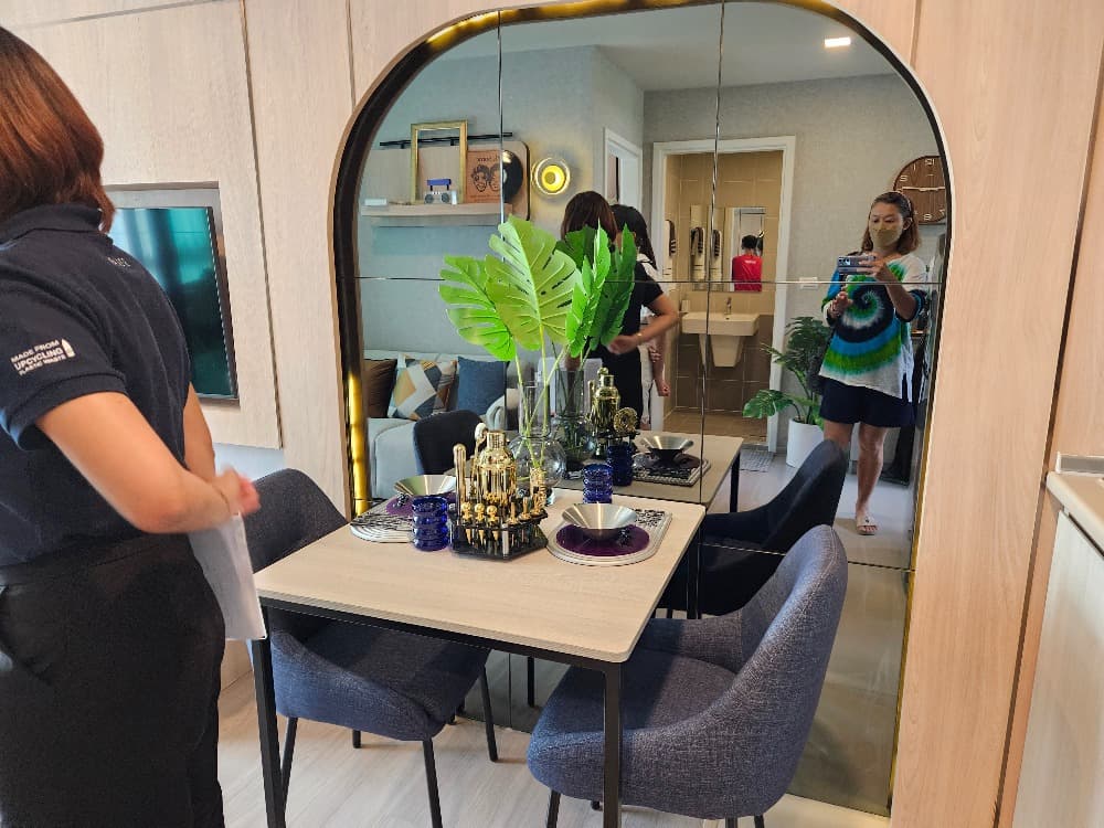 Down payment sale, cheap price!! Fully furnished, Very​Close Central - image 2