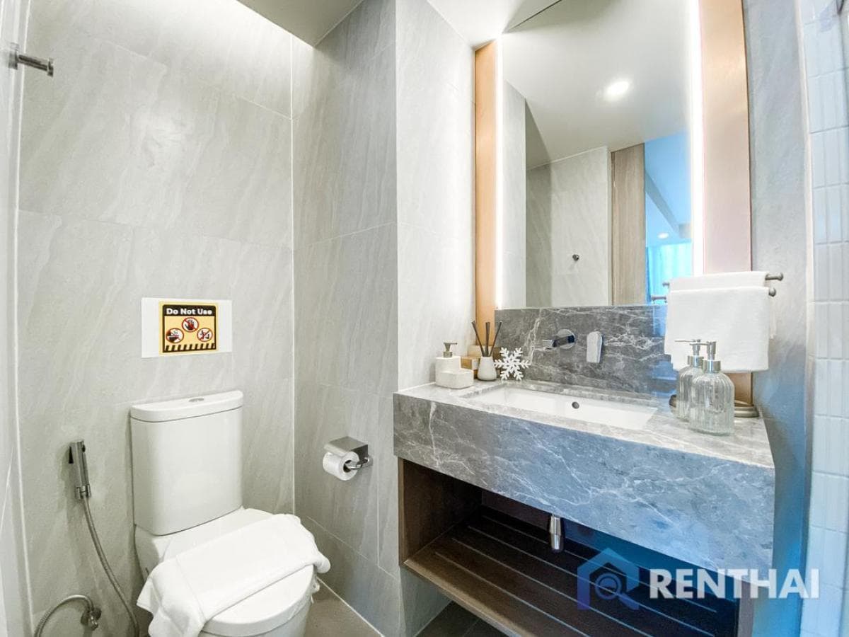 Luxury Studio Condo in Vip Venus Karon, Phuket with 24-7 Security, Amenities - image 5