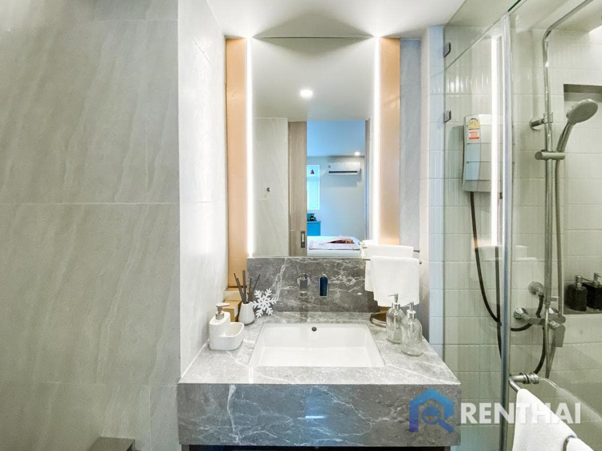 Luxury Studio Condo in Vip Venus Karon, Phuket with 24-7 Security, Amenities - image 8