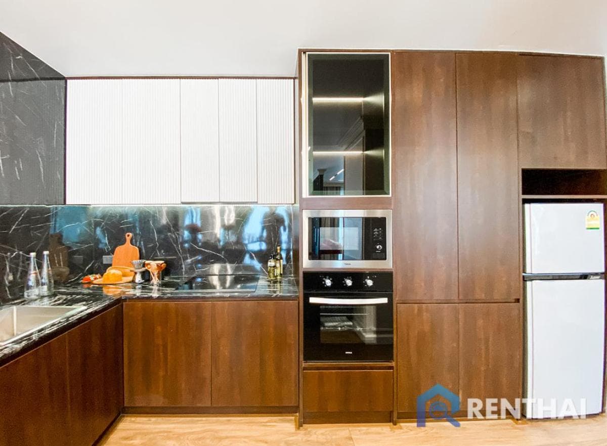 Luxury 2bed Condo in Hennessy Residence, Phuket, Karon, Amenities Galore - image 3