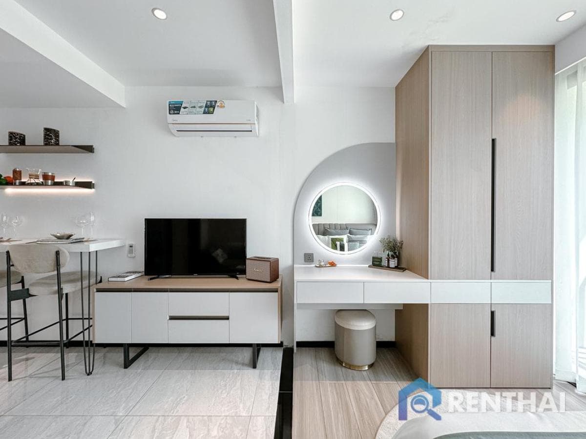 Beautiful 1bed Wyndham Fantasea Condo Chalong in Phuket: Gym, Pool & Security - image 7