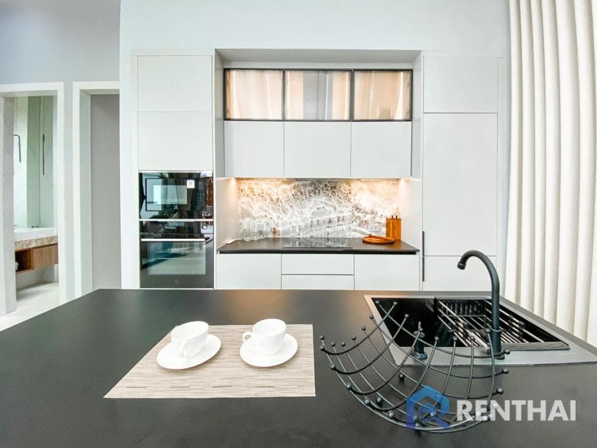 Luxurious 3-Bedroom Proxima Villa in Phuket, Pool, Garden - image 8