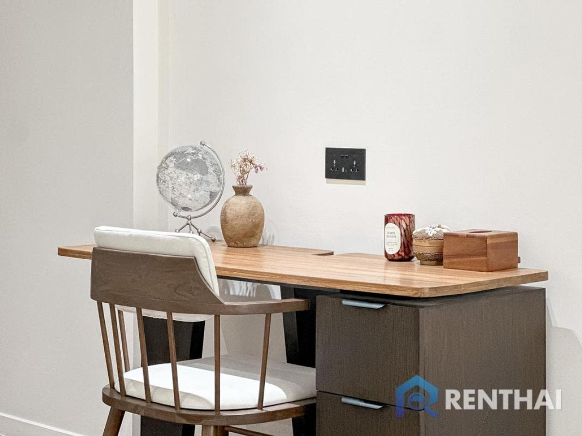 Sunny Moon Studio 1bed in Phuket: Fully Furnished + Pool, Gym & Parking - image 2