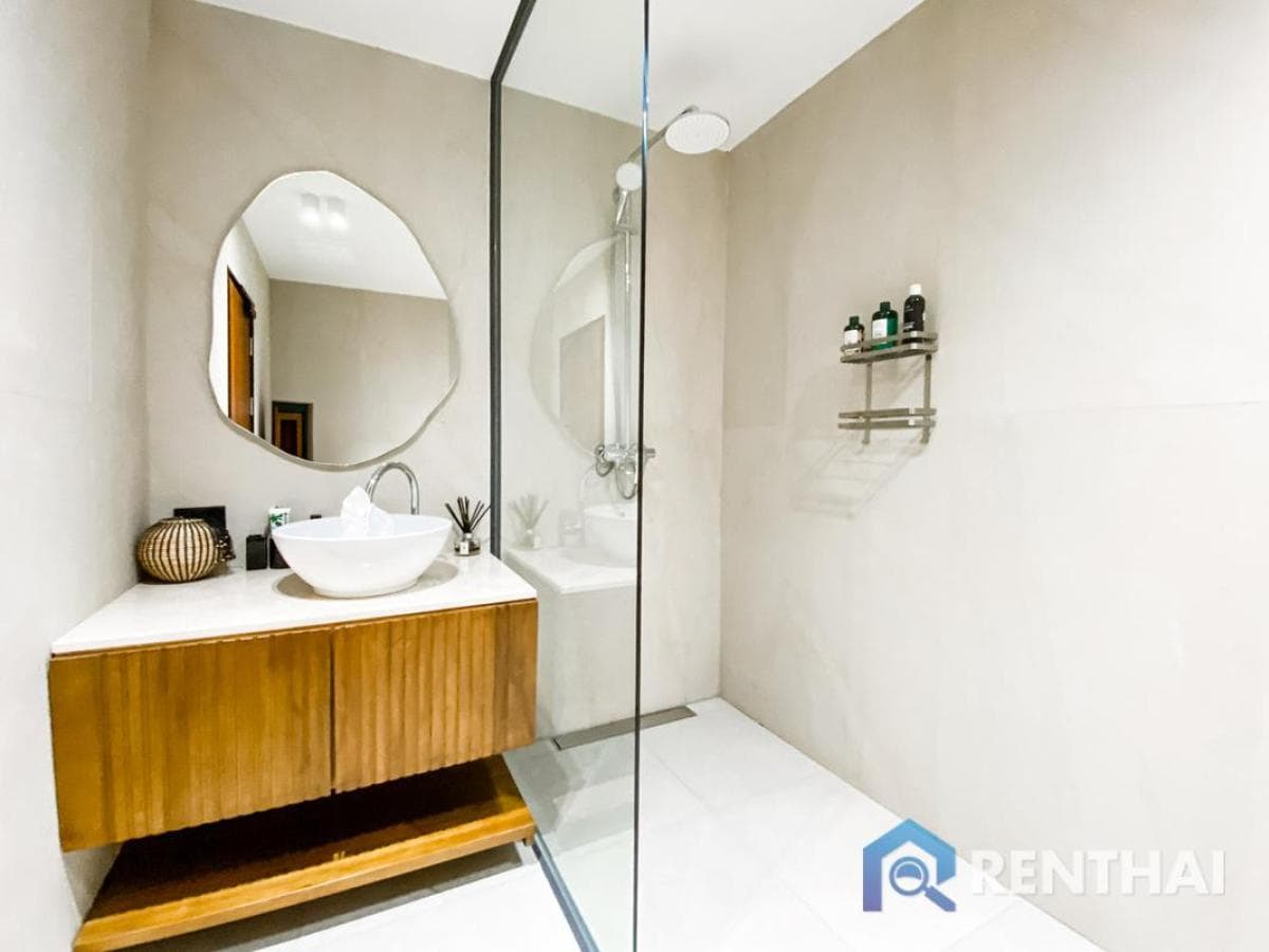 Sunny Moon Studio Condo in Phuket: Fully Furnished + Pool, Gym & Parking - image 5