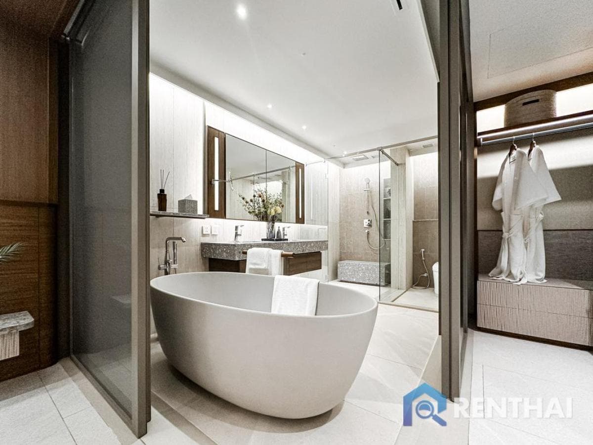 Elegant 2bed Condo at Garrya Residences, Phuket, Many Amenities - image 8