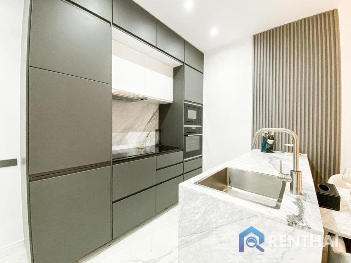 Chic 2bed 86 sqm Condo at Vega Condominium Phuket w- Pool, Parking & Gym Access - image 3
