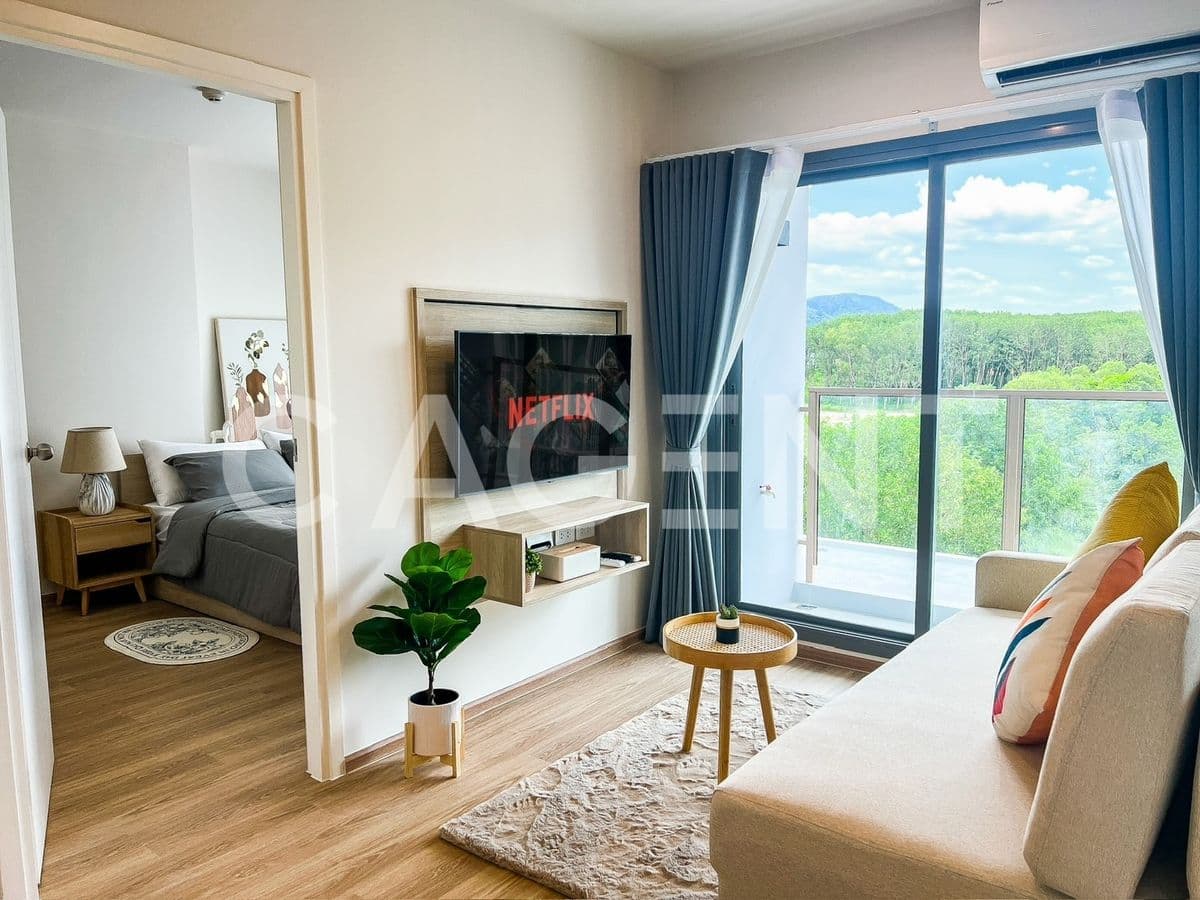 Sold with the condo tenant