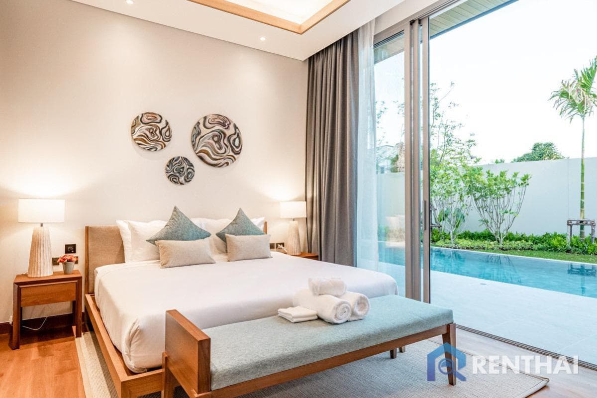 Luxury Living in Bang Tao, Phuket - image 3