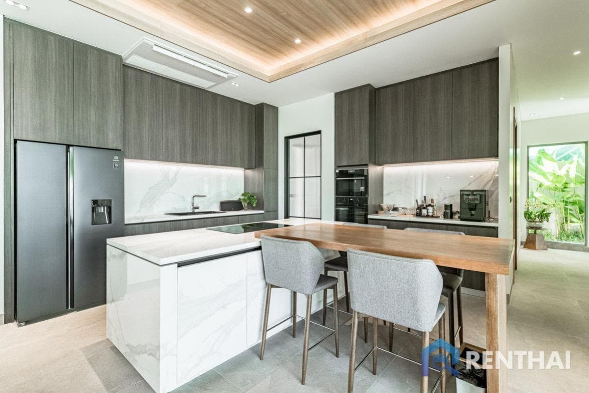 Luxury Living in Bang Tao, Phuket - image 8