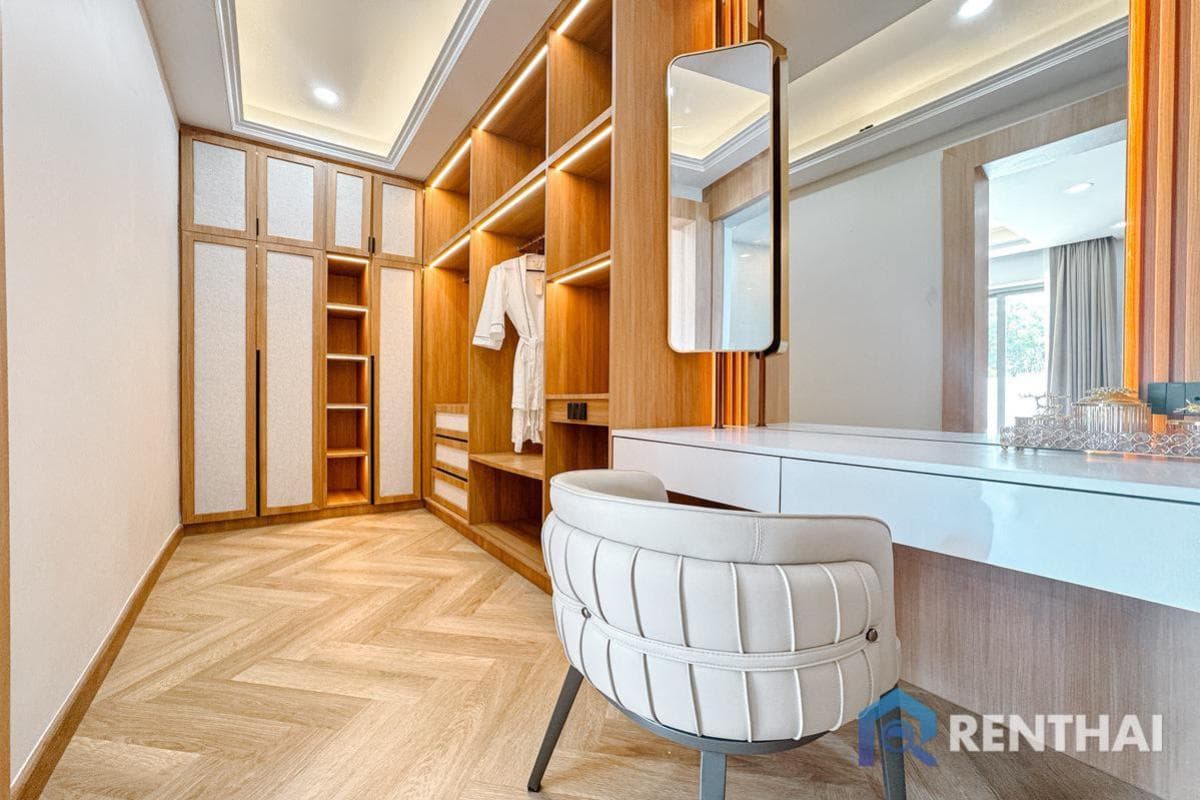 only 7 house! very privacy modern pool villa in BangJo Phuket - image 7