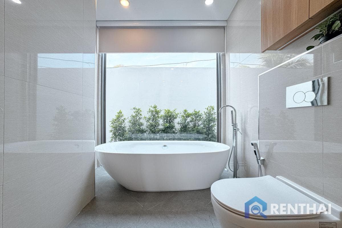 only 7 house! very privacy modern pool villa in BangJo Phuket - image 8