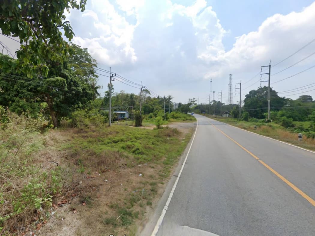 Large Land for Sale in Paklok, East Phuket | 3.8 Rai on 4-Lane Road | Near Mission Hills Golf & Bang Rong Pier | Villa Development Ready - image 5