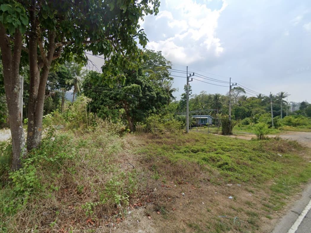 Large Land for Sale in Paklok, East Phuket | 3.8 Rai on 4-Lane Road | Near Mission Hills Golf & Bang Rong Pier | Villa Development Ready - image 6