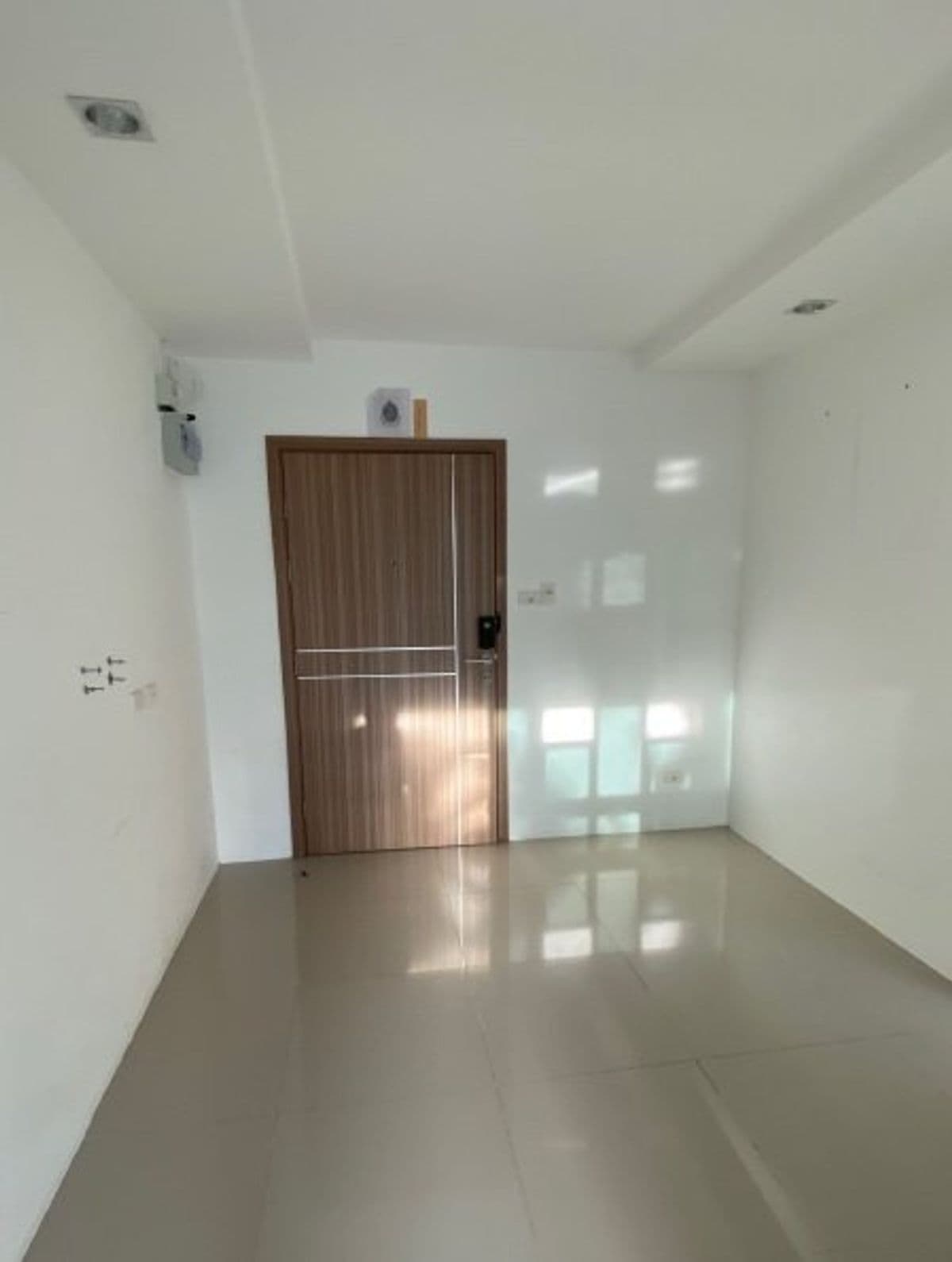 The Royal Place, Condominium Town 3 🌈 Luxury Condo Located in the heart of Phuket On the potential location Convenient transportation in the midst of business districts.