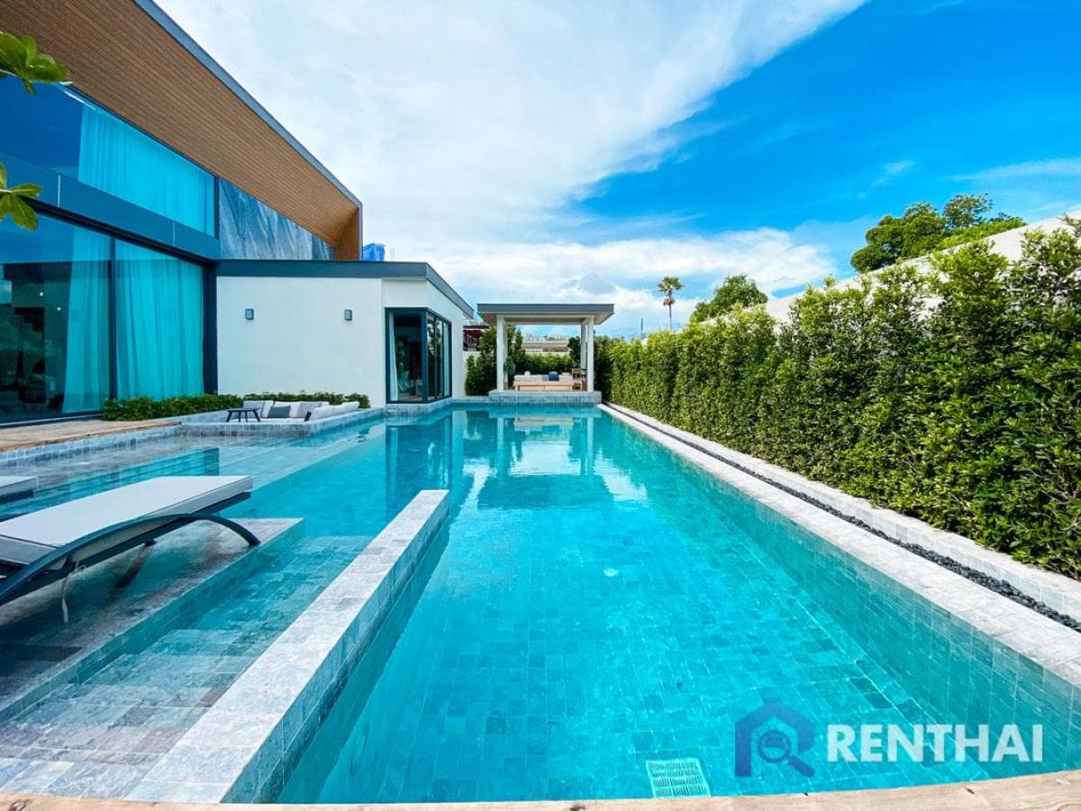 3-Bed Luxury Villa in Phuket, Poetry Villas: Private Pool & Garden