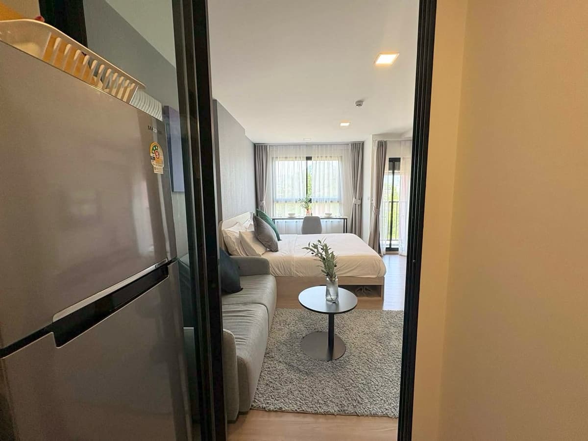 Condo for rent/sale The BASE Bukit - image 3