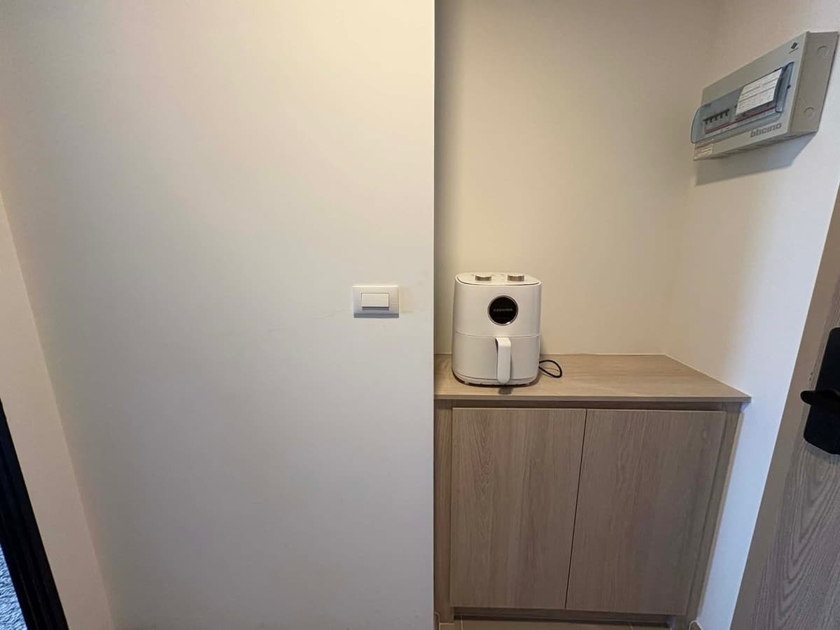 Condo for rent/sale The BASE Bukit - image 7