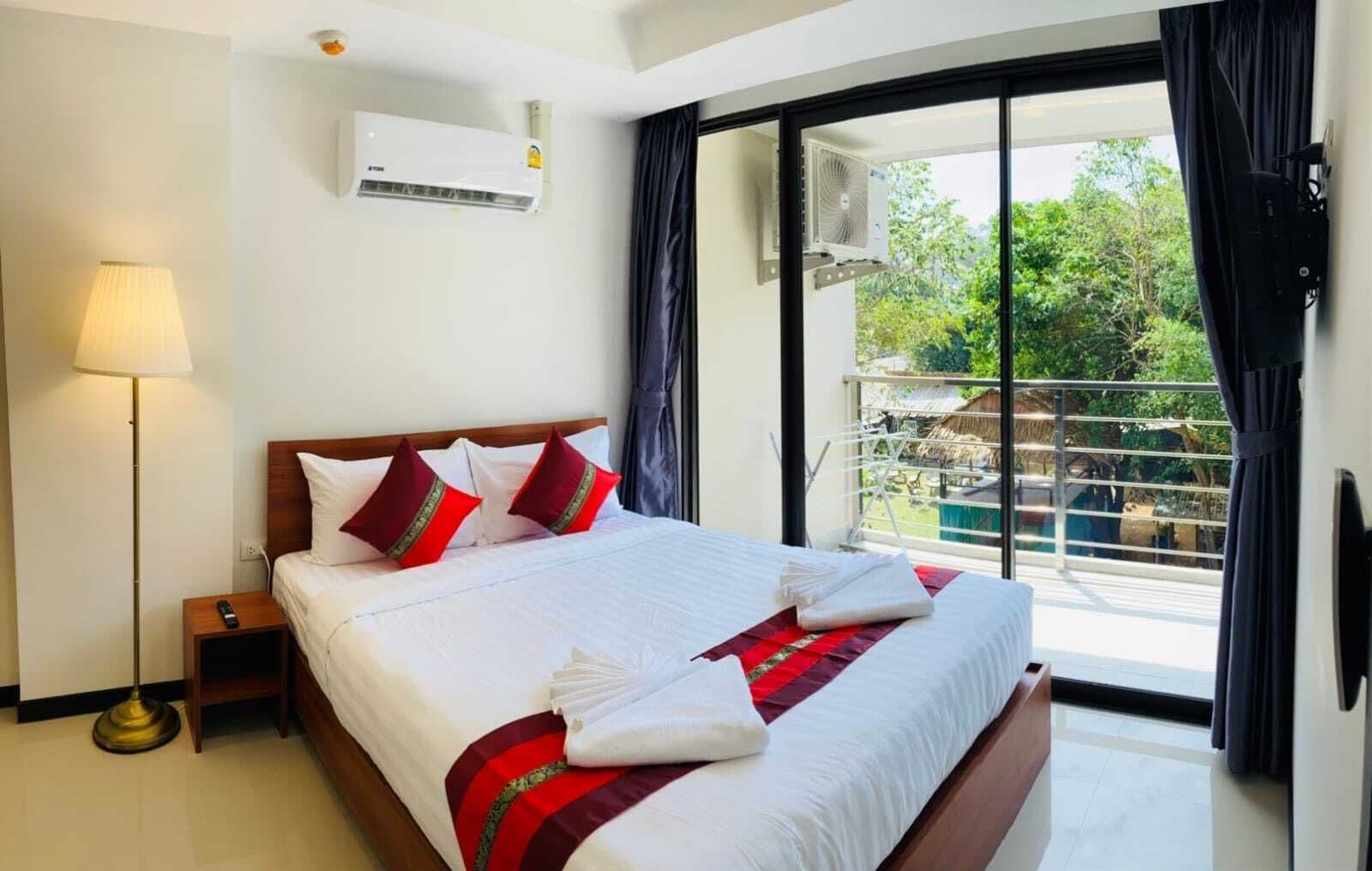 1 Bedroom Apartment for sale at Rawai Beach Condominium U1996230 - image 6