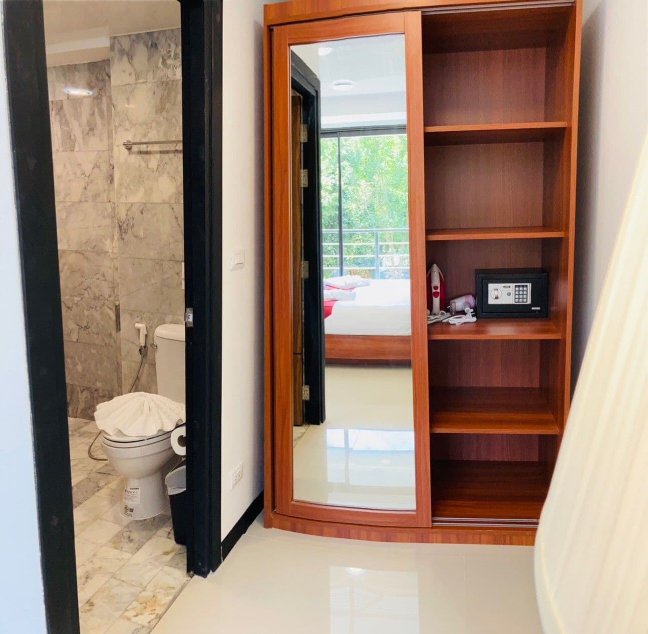 1 Bedroom Apartment for sale at Rawai Beach Condominium U1996230 - image 8