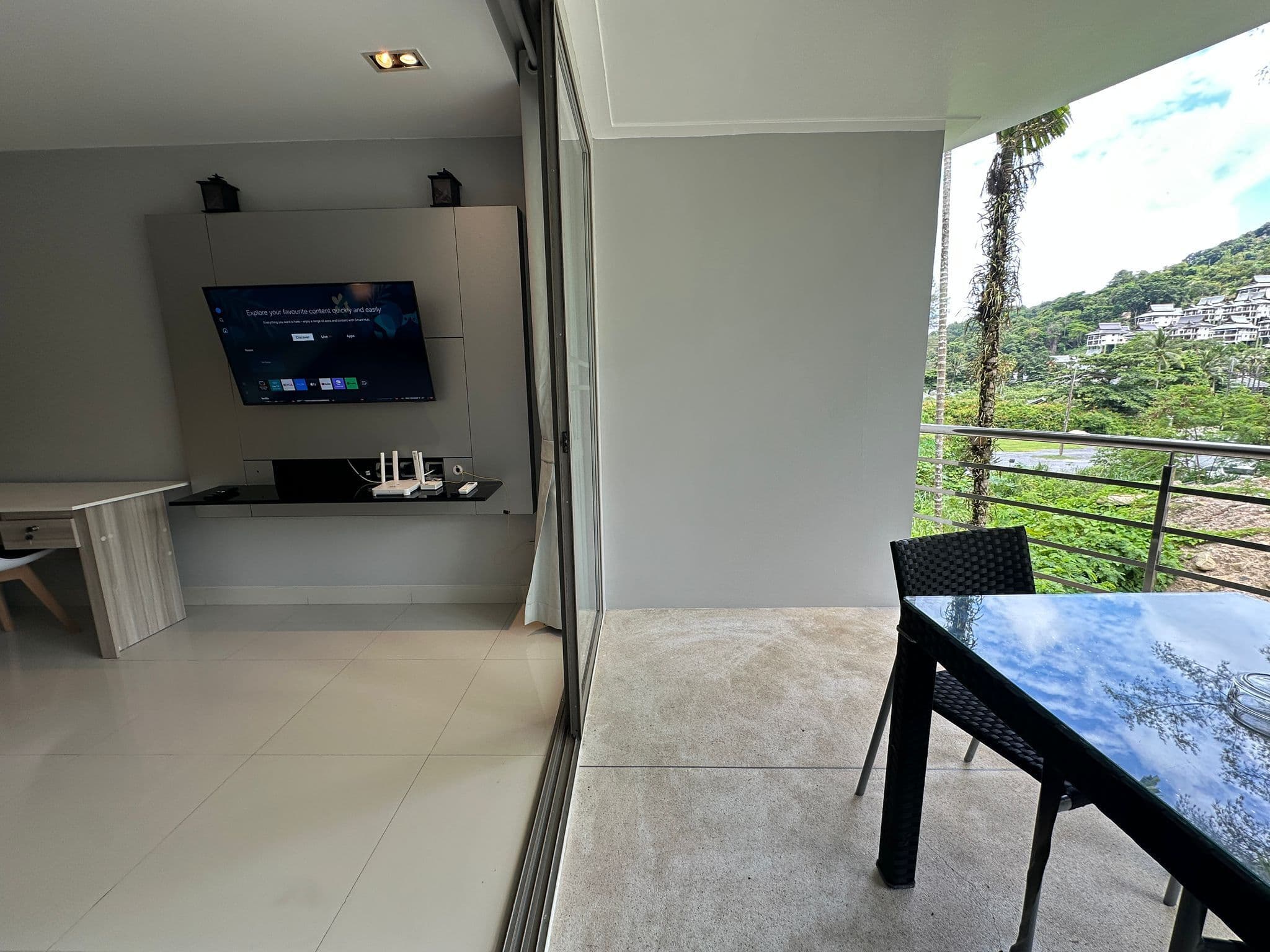 Large studio with partial seaview U5577516 - image 3