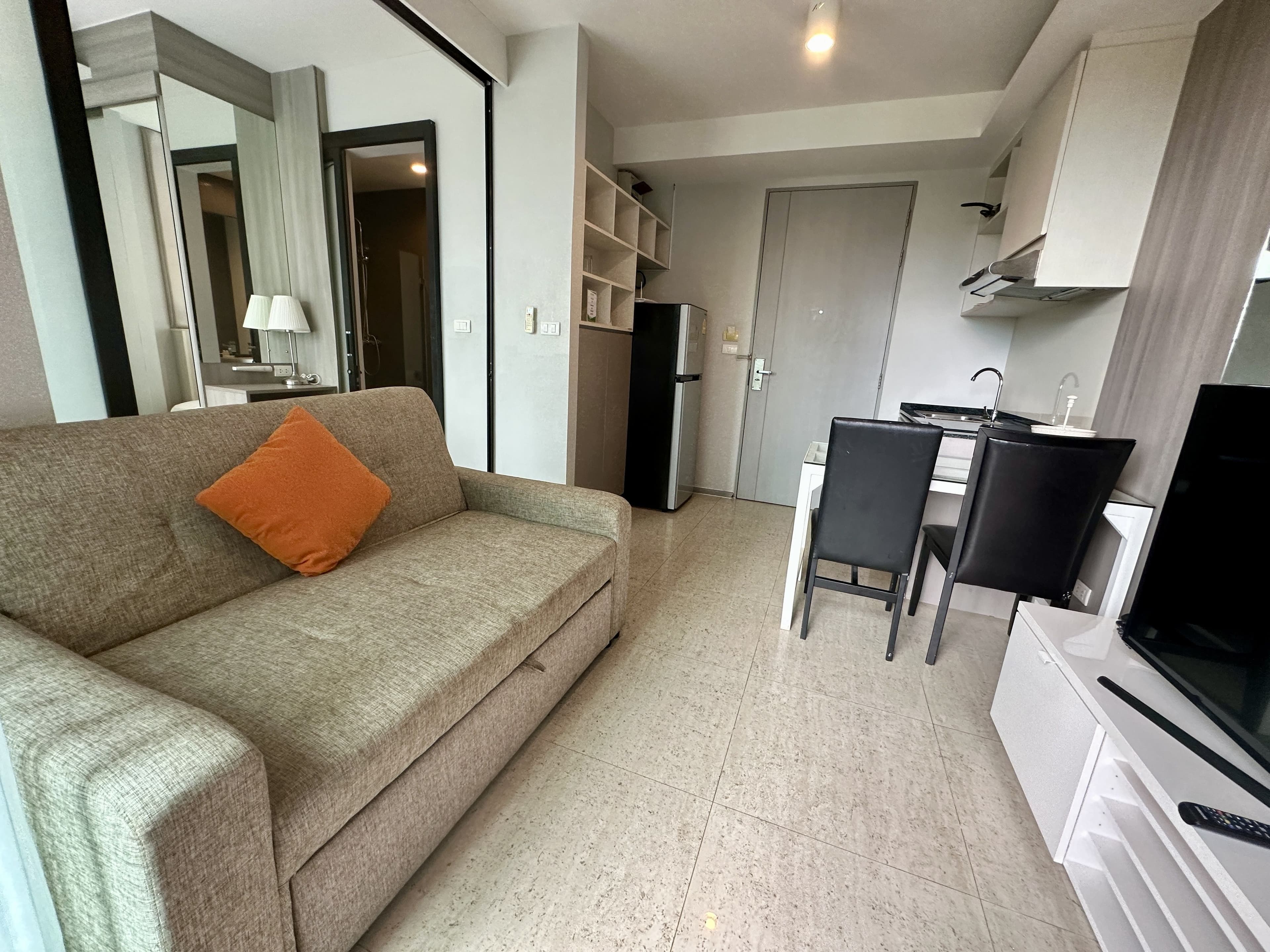 STUDIO ROOM AT 6TH AVENUE SURIN U1919108 - image 8