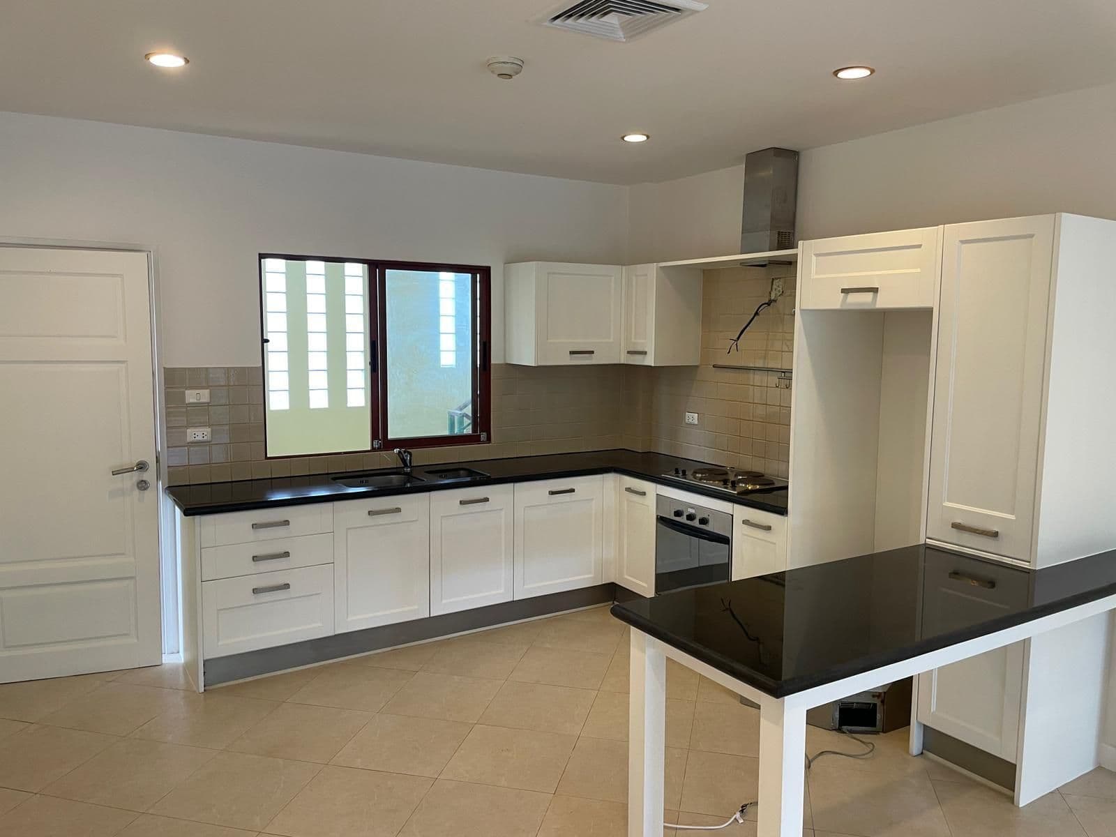 2 Bedroom Condo for sale at Baan Puri  U1922119 - image 2