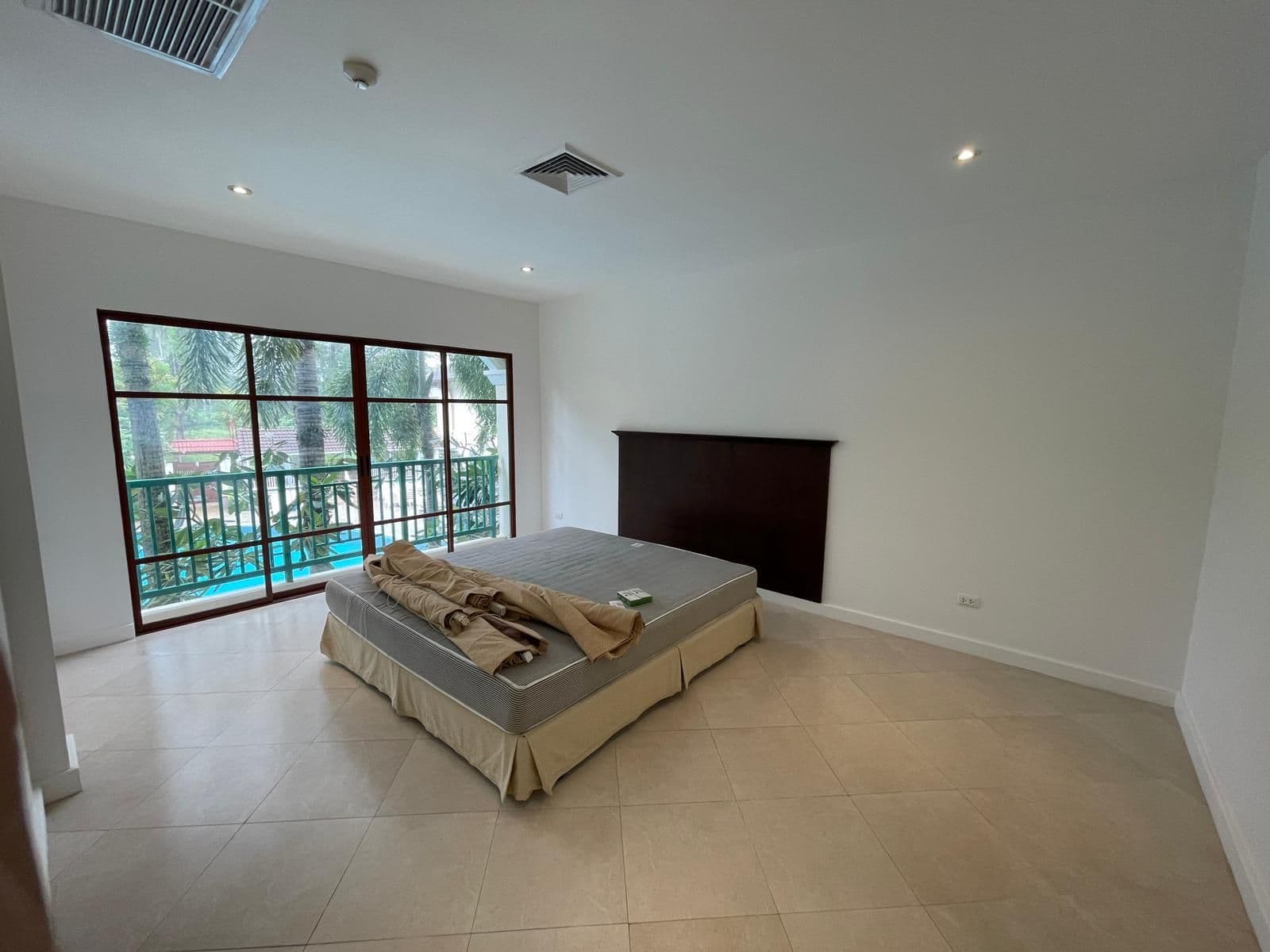 2 Bedroom Condo for sale at Baan Puri  U1922119 - image 4