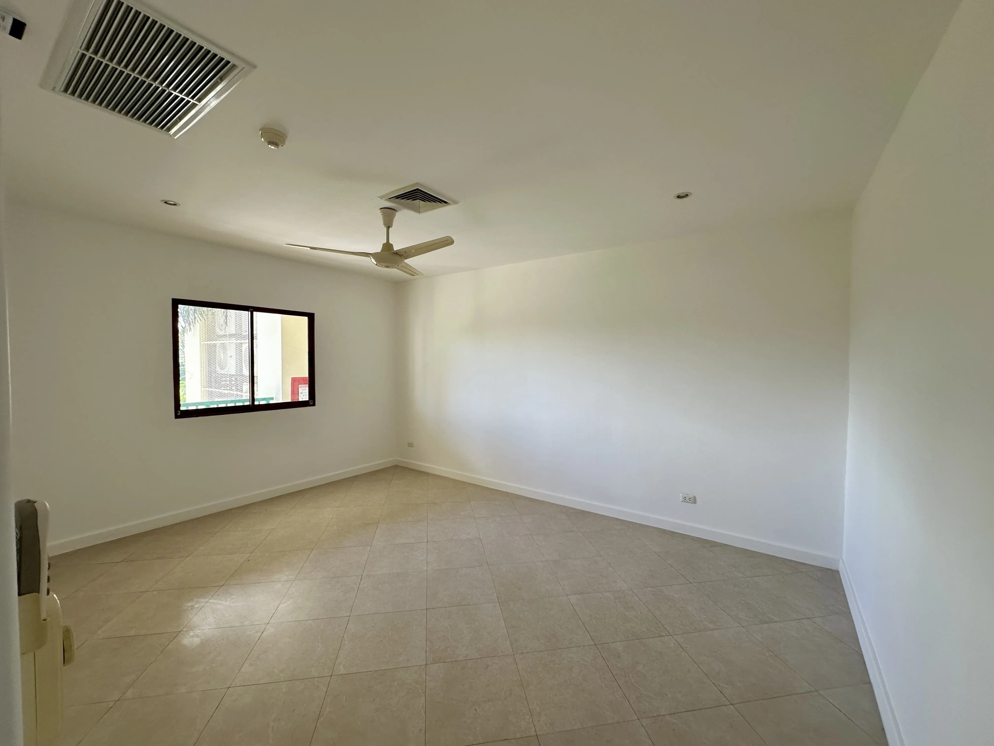 2 BEDROOM AFFORDABLE CONDO IN SURIN U1954608 - image 7