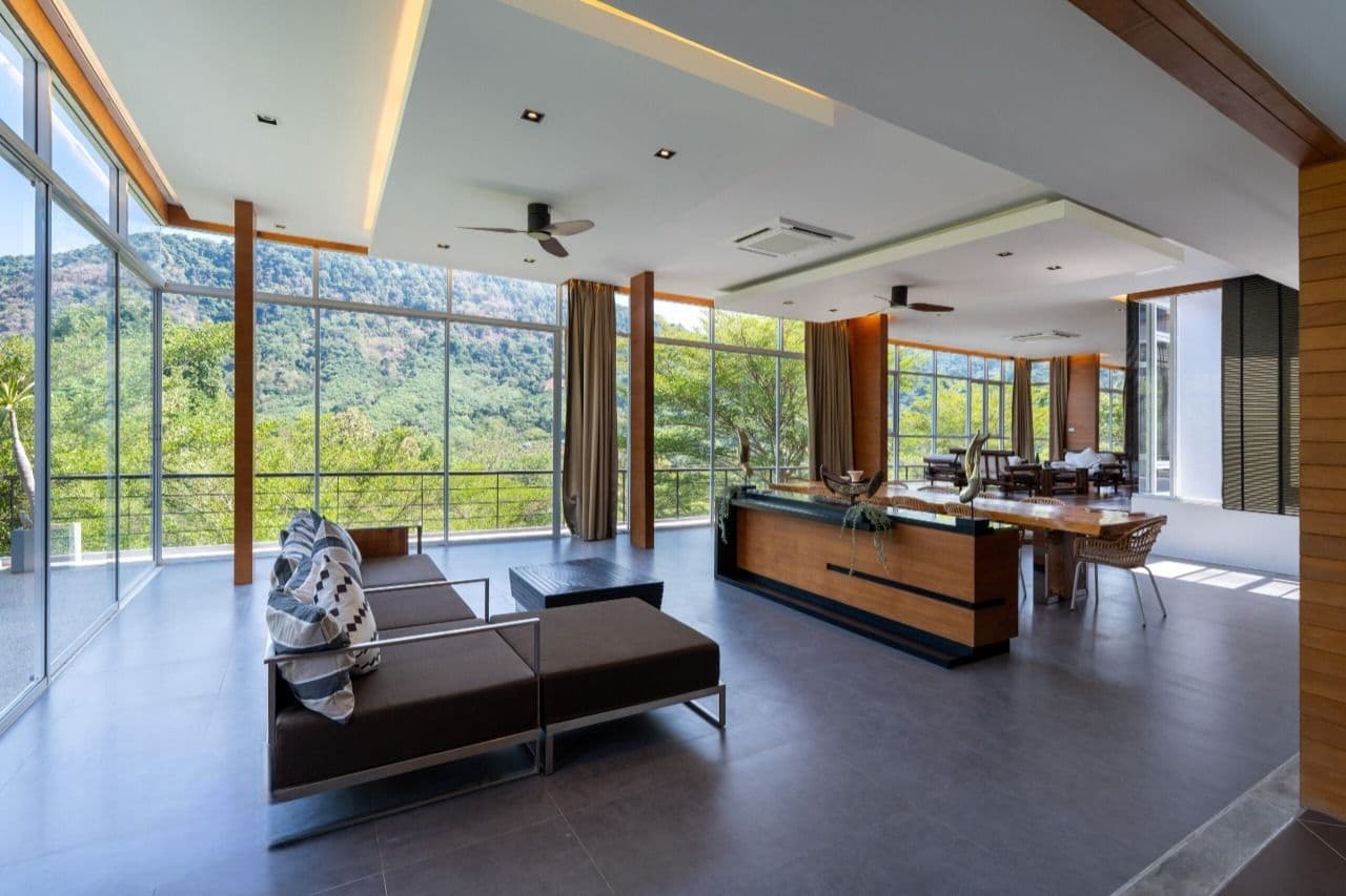 Luxurious 3-Bedroom Penthouse with Spectacular Sea and Mount U1789920 - image 3