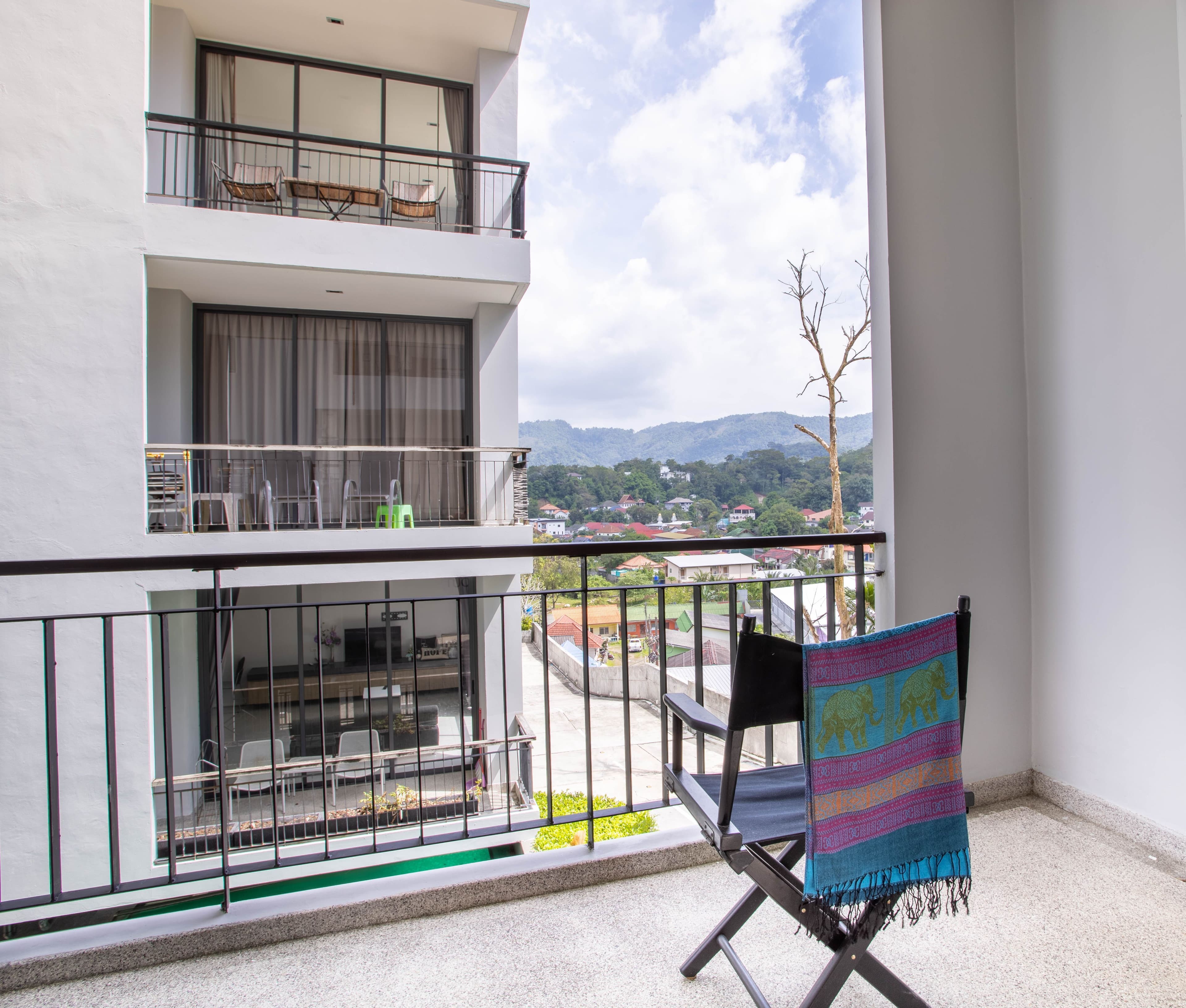 1 Specious Bedroom with Moutain View U5575513 - image 5