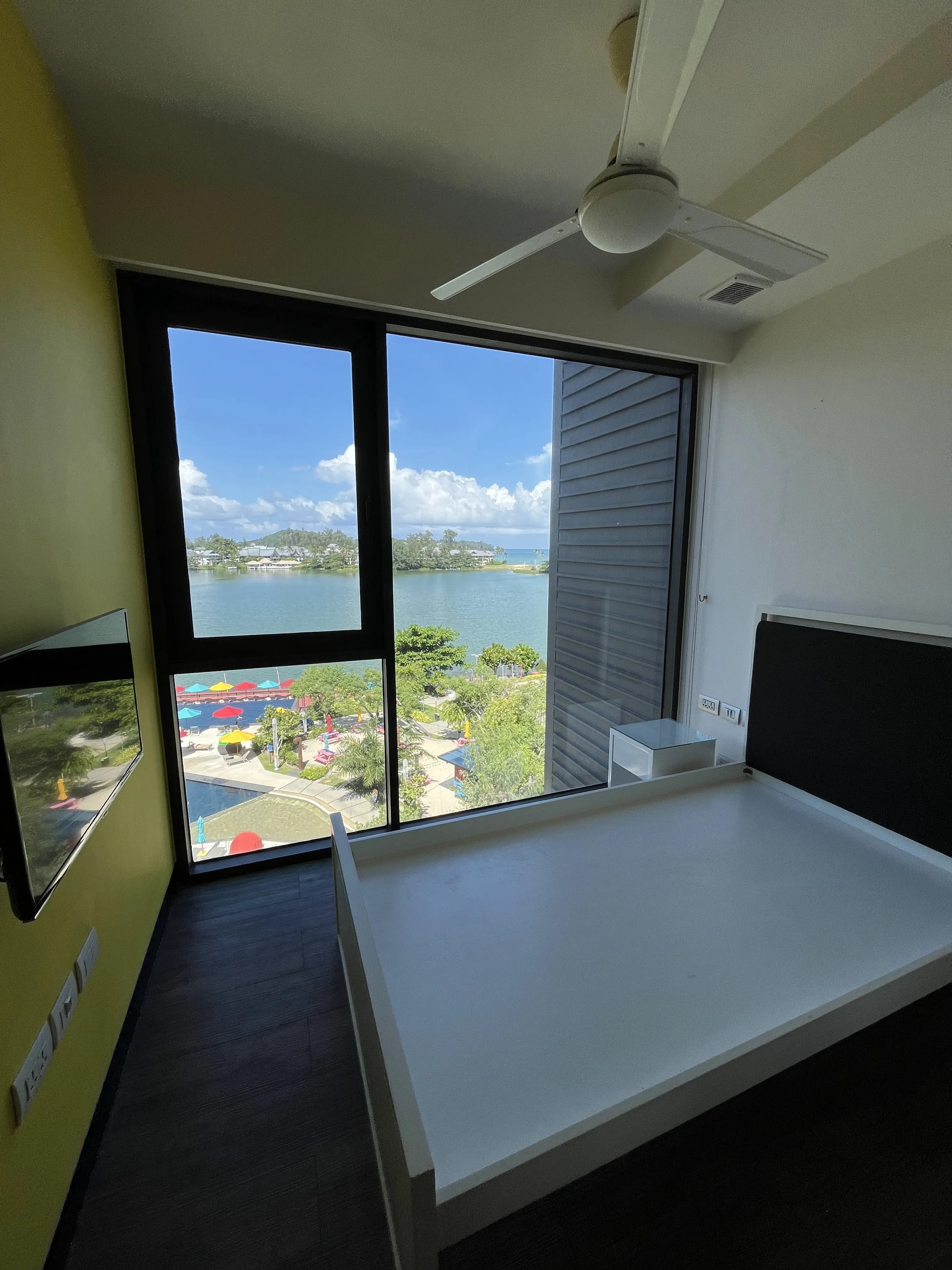 For Sale: Stunning 2-Bedroom Condo at Cassia Phuket U1718856 - image 4