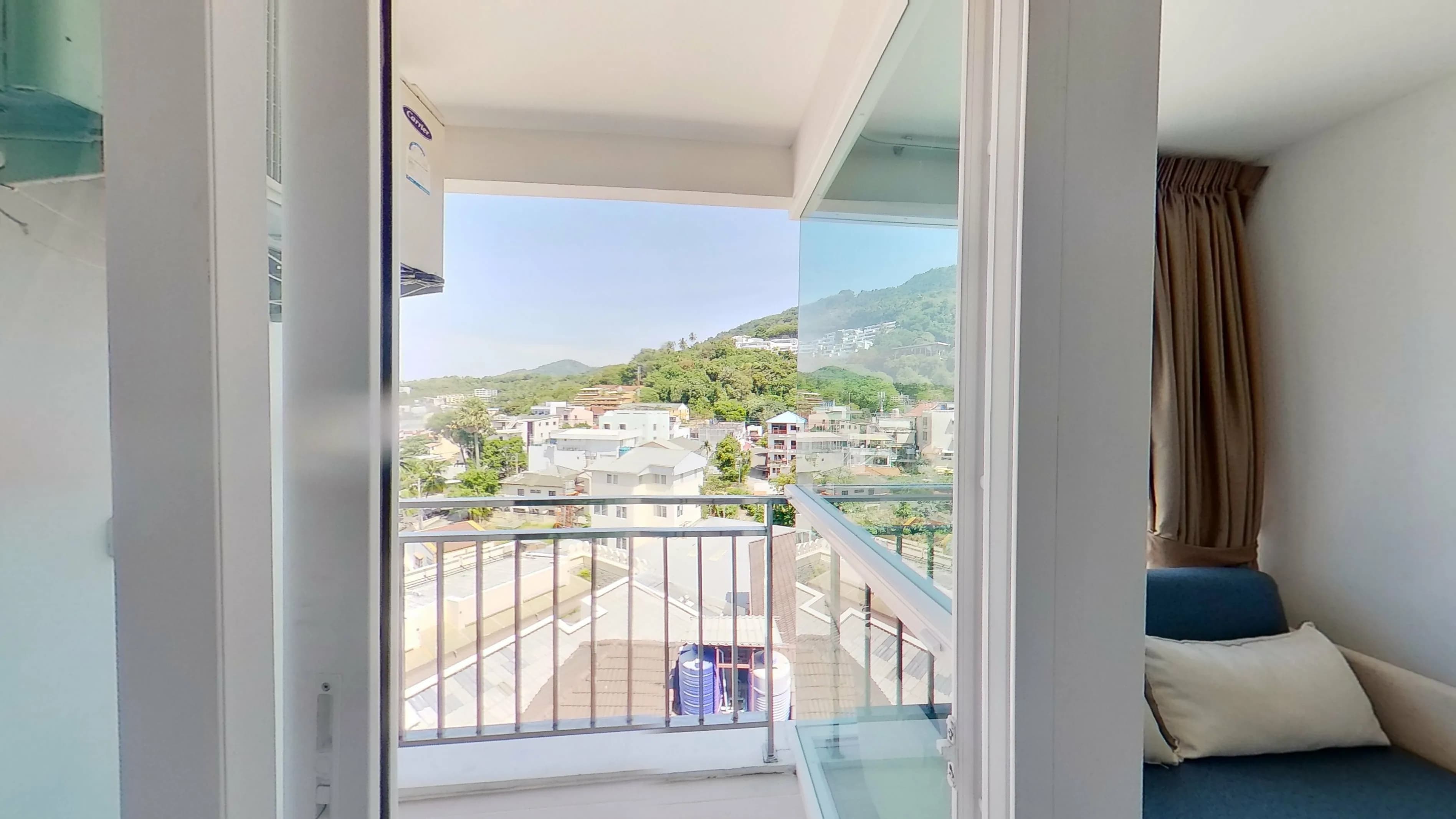 Studio Condo for sale at Ozone Condotel  U85244 - image 8