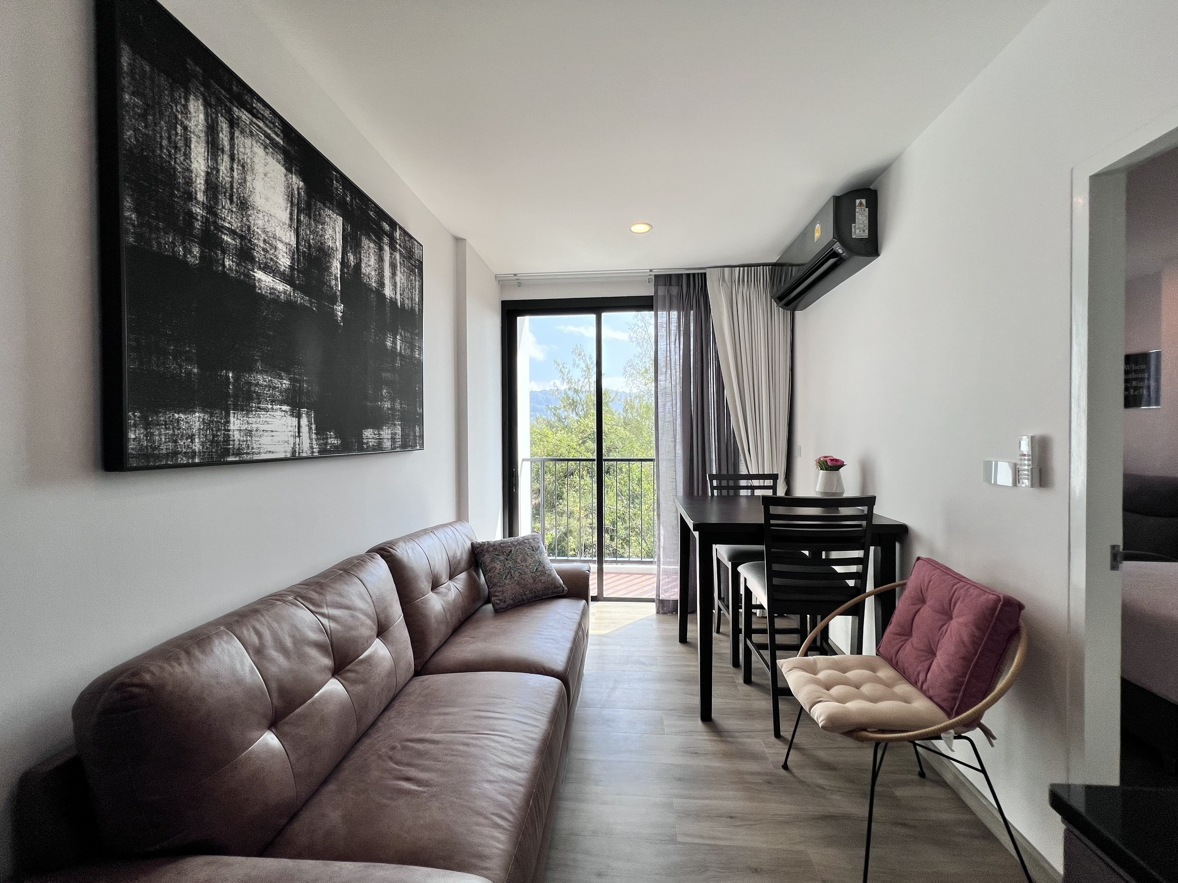 1 Bedroom condo for Rent and Sale at Zcape X2 U1961255