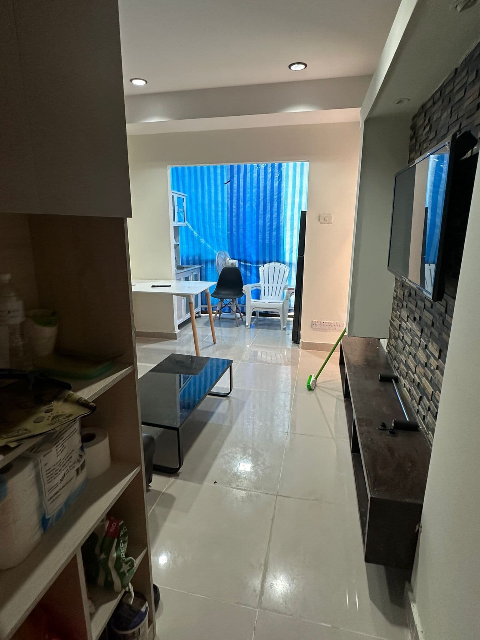 Brand new renoveted Two bedrooms unit U5570256 - image 7