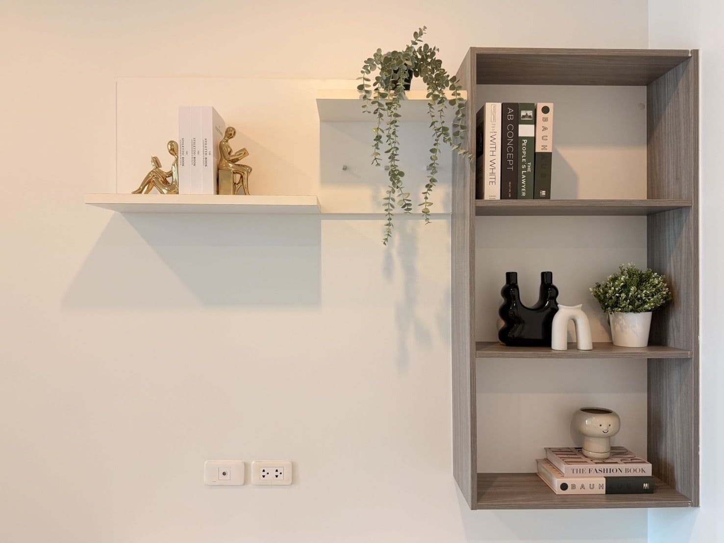 Fully Renovated Condo The Base Downtown | Walk to Central U5379083 - image 5