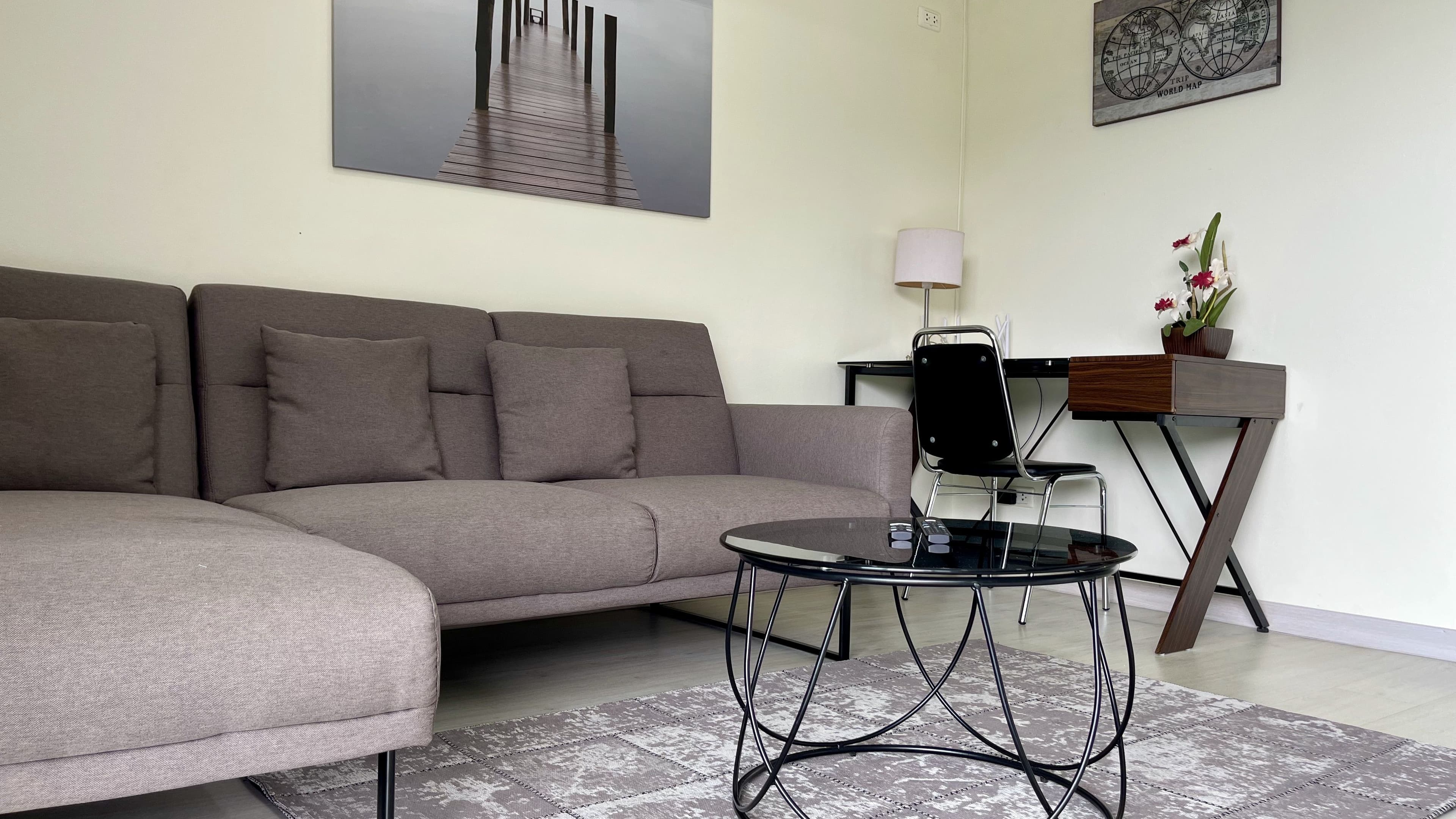 2 bedroom Seaview condominium in Kata U5344827 - image 4