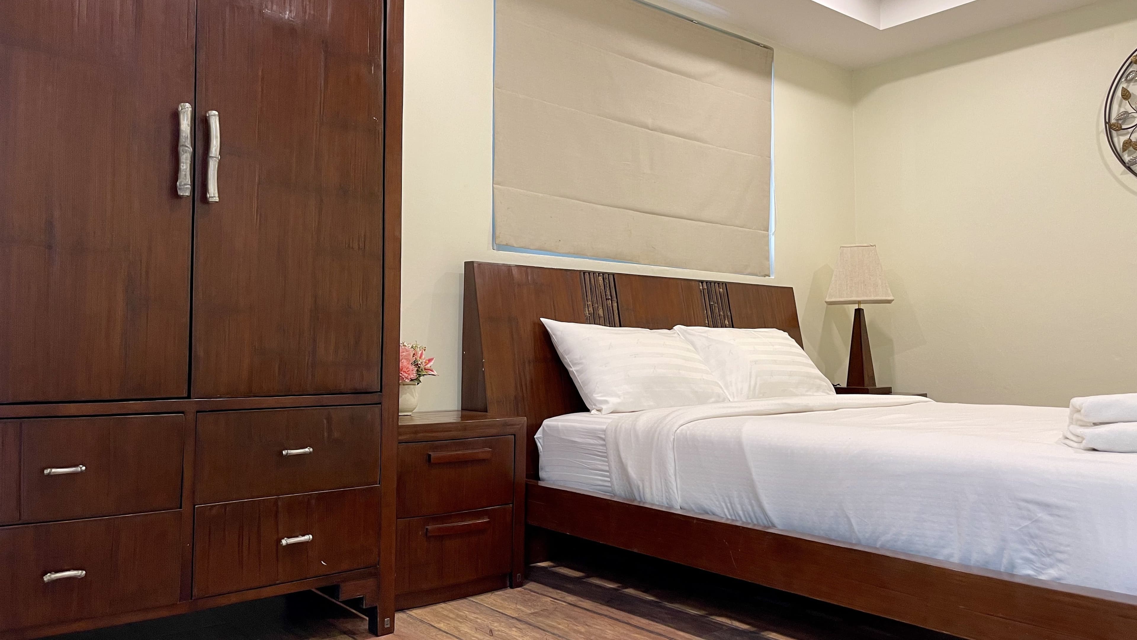 2 bedroom Seaview condominium in Kata U5344827 - image 7