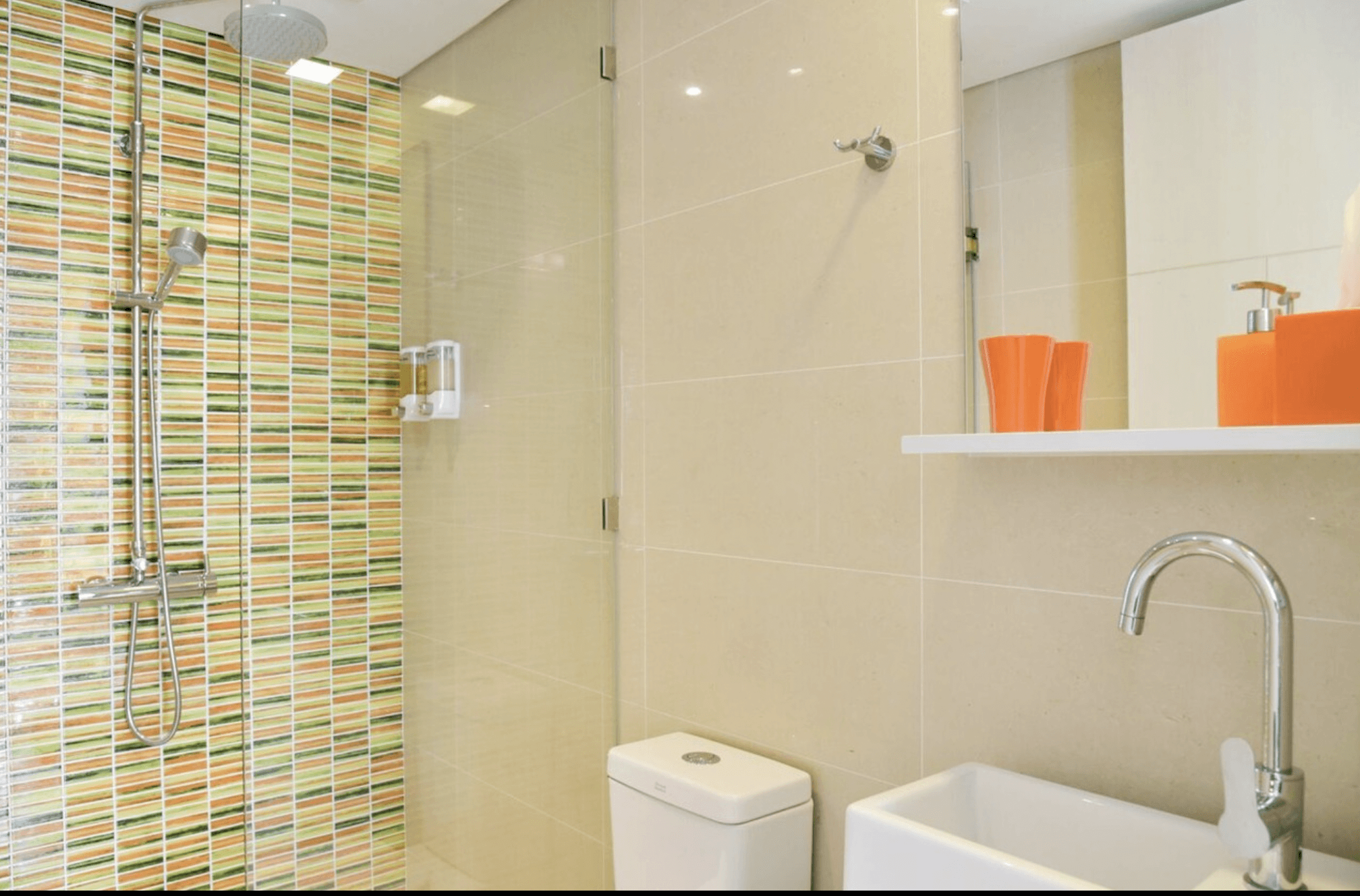 Modern 2 Bedroom Condo in Laguna for sale U5343223 - image 5