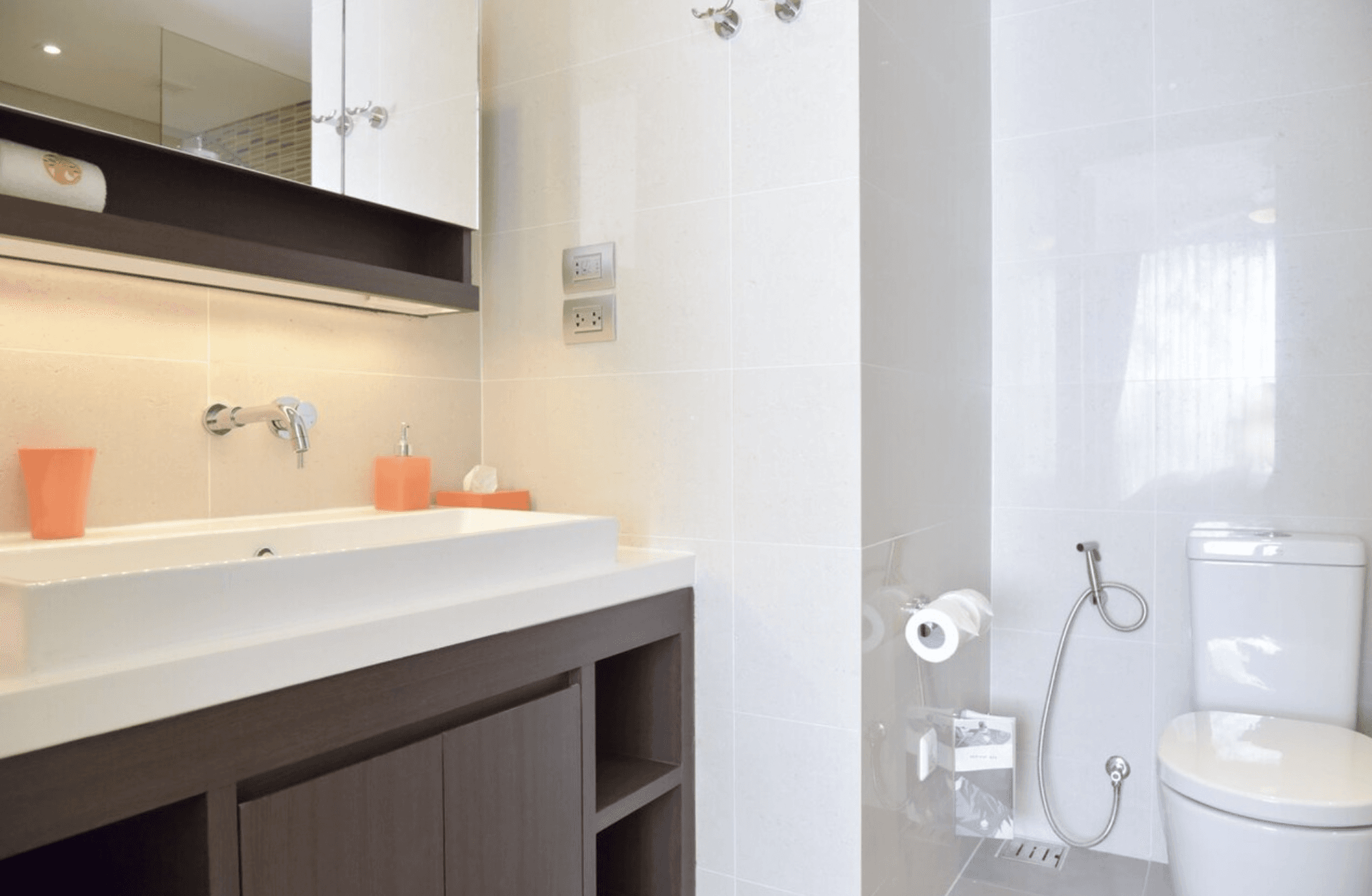 Modern 2 Bedroom Condo in Laguna for sale U5343223 - image 6