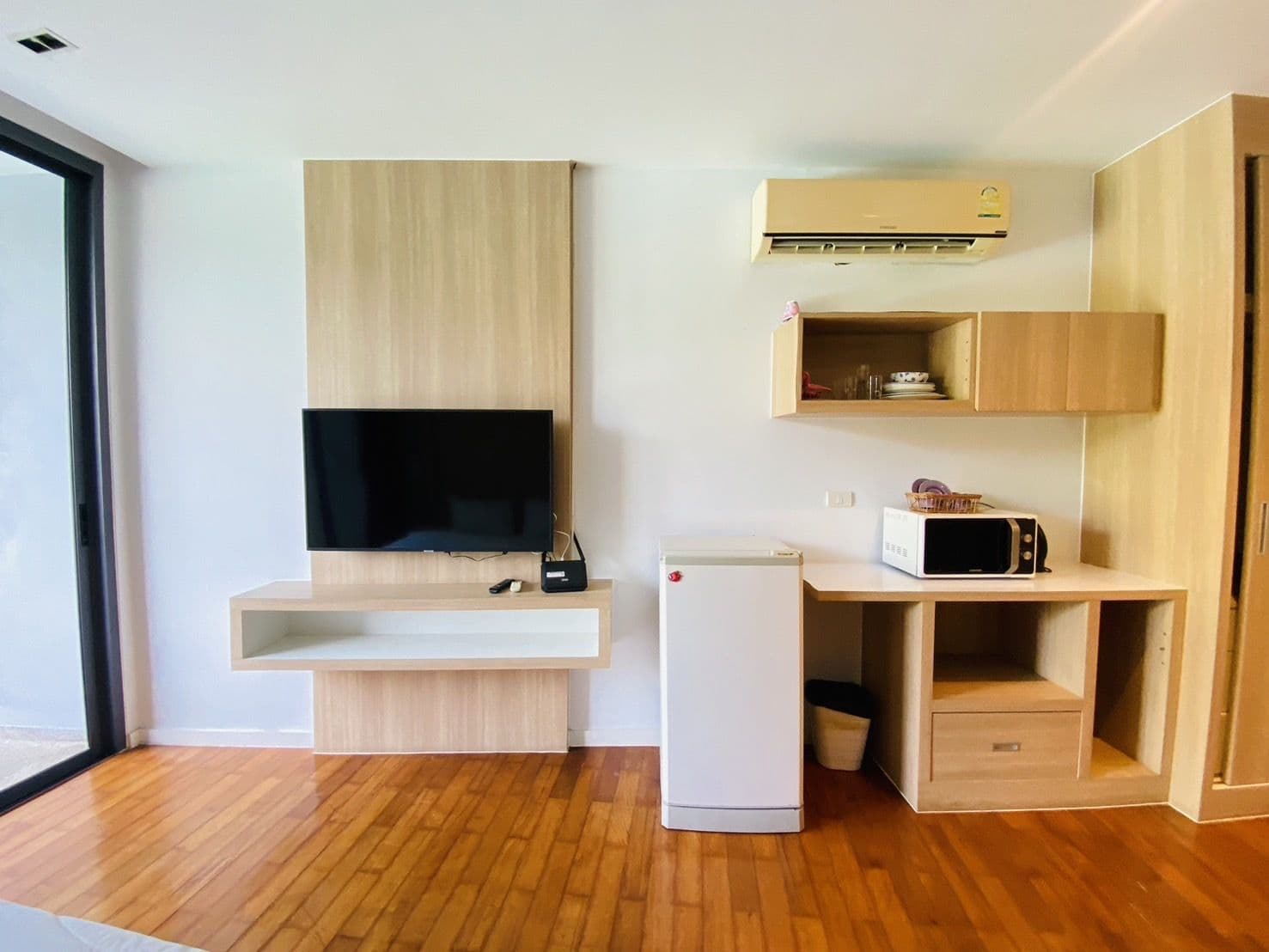 Spacious Studio U5575695 - image 8