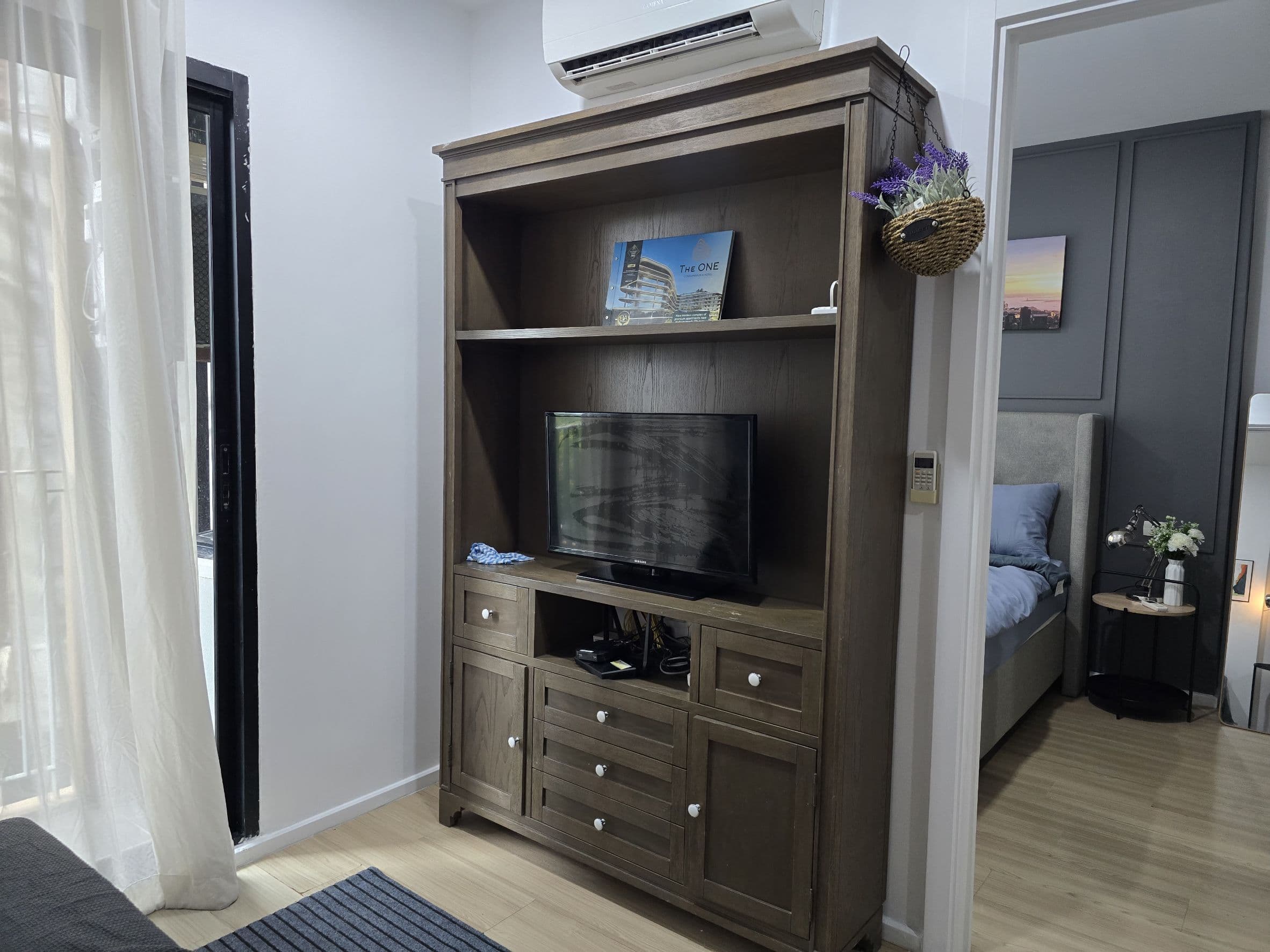 1 Bedroom Condo for sale at Dlux Condominium  U1650710 - image 2