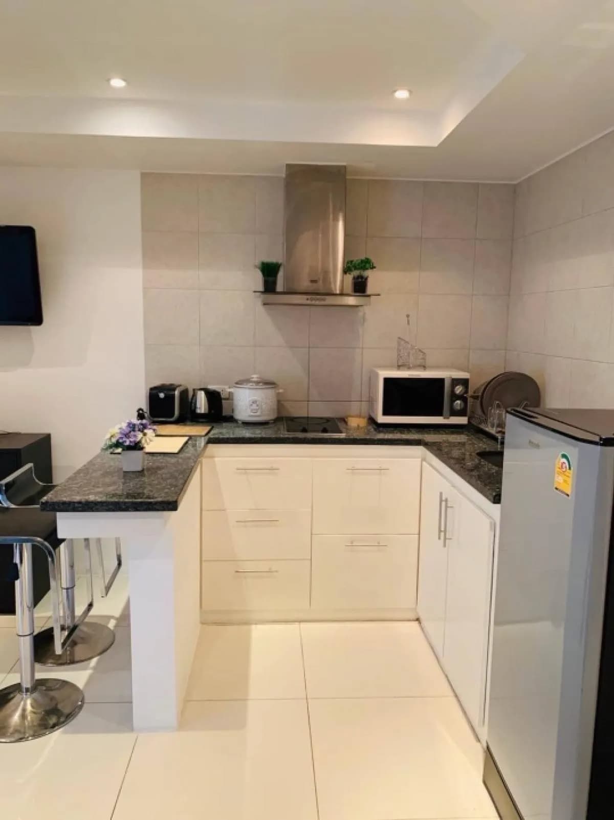 Discounted 1 bedroom condo at Kata Ocean View U5342426 - image 3