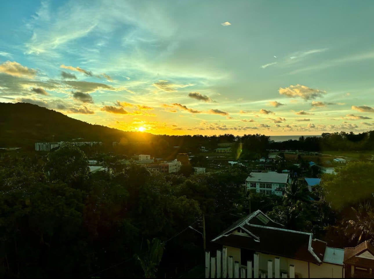 The Happy Place l Sea View | Near Beach-Airport U1702212