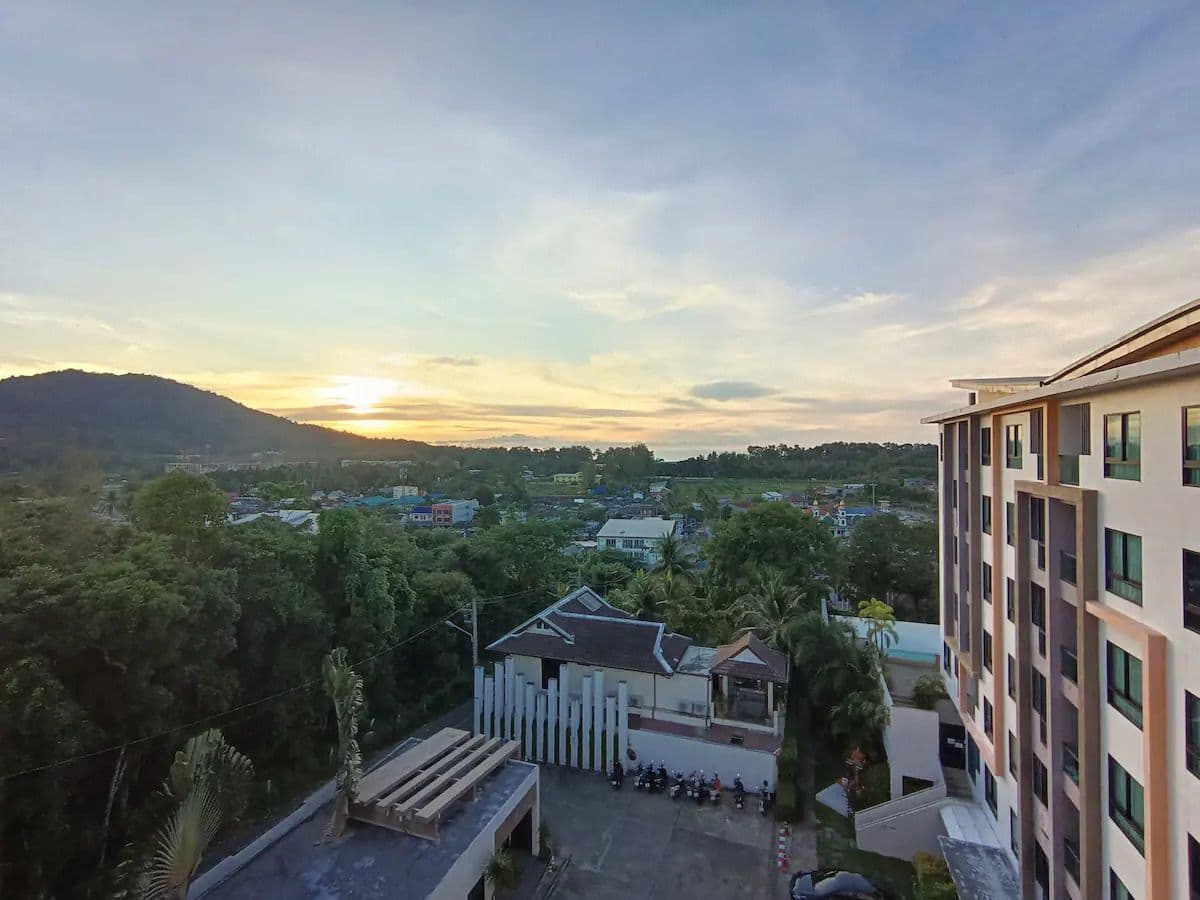 The Happy Place l Sea View | Near Beach-Airport U1702212 - image 2