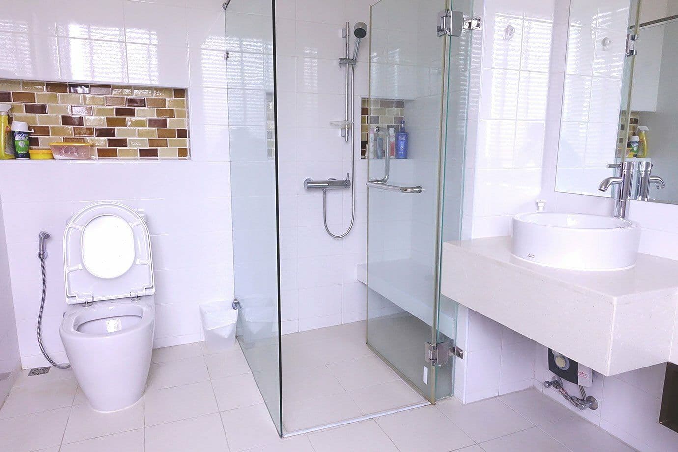 2 Bedroom Condo for sale at Phumundra Resort Phuket  U659298 - image 5