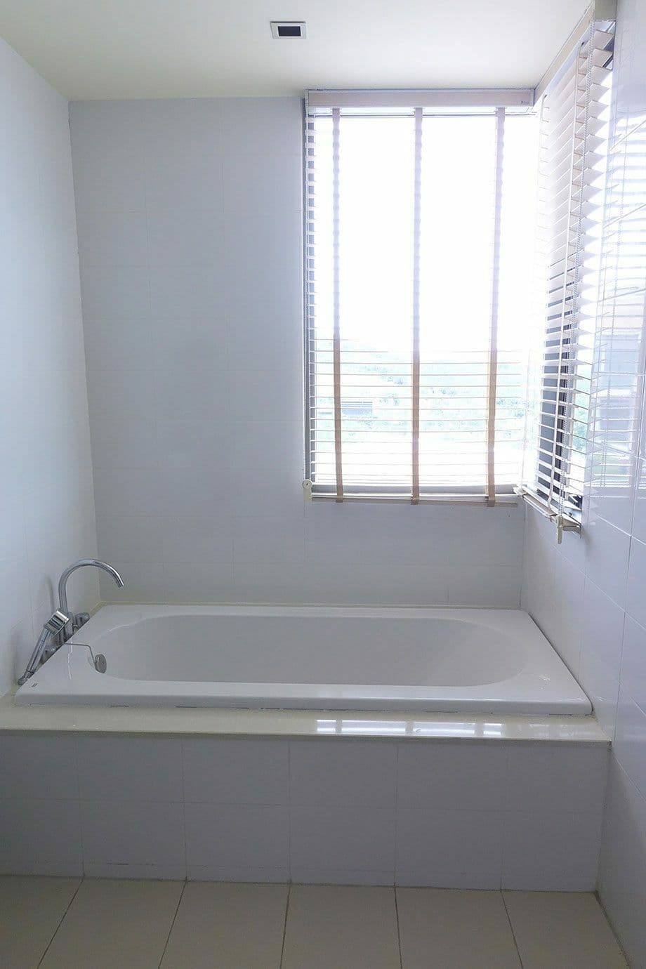 2 Bedroom Condo for sale at Phumundra Resort Phuket  U659298 - image 6