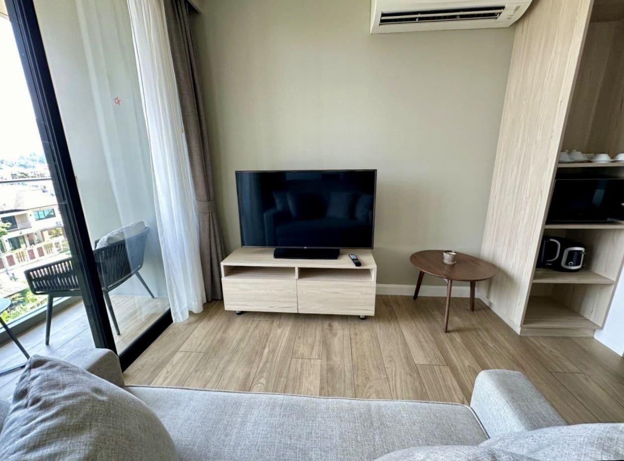 Mountain View Apartment Bang Tao Beach U1926970 - image 2