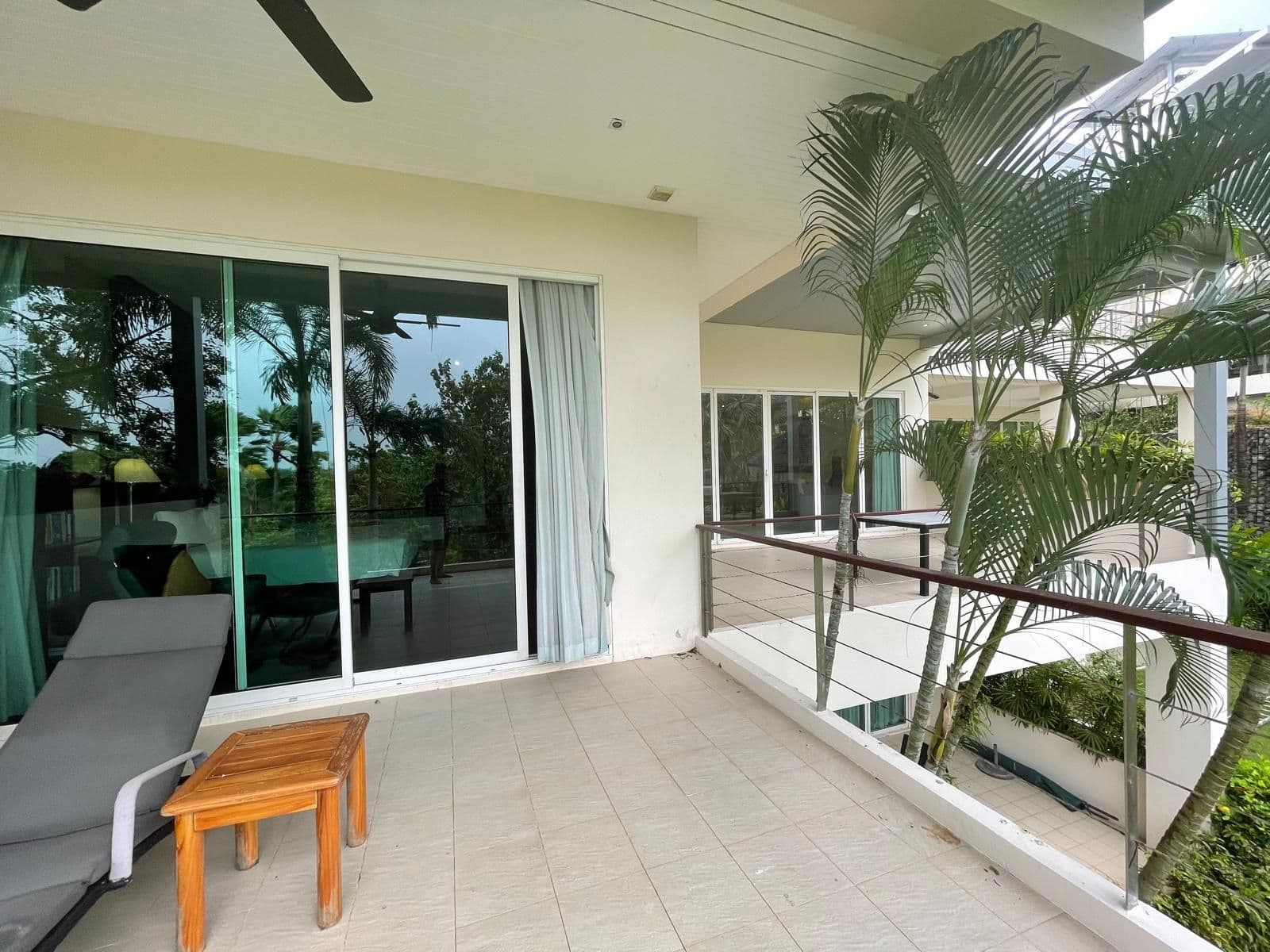 Layan Gardens Beautiful Enlarged 3 Bedroom Condo U2004006 - image 5