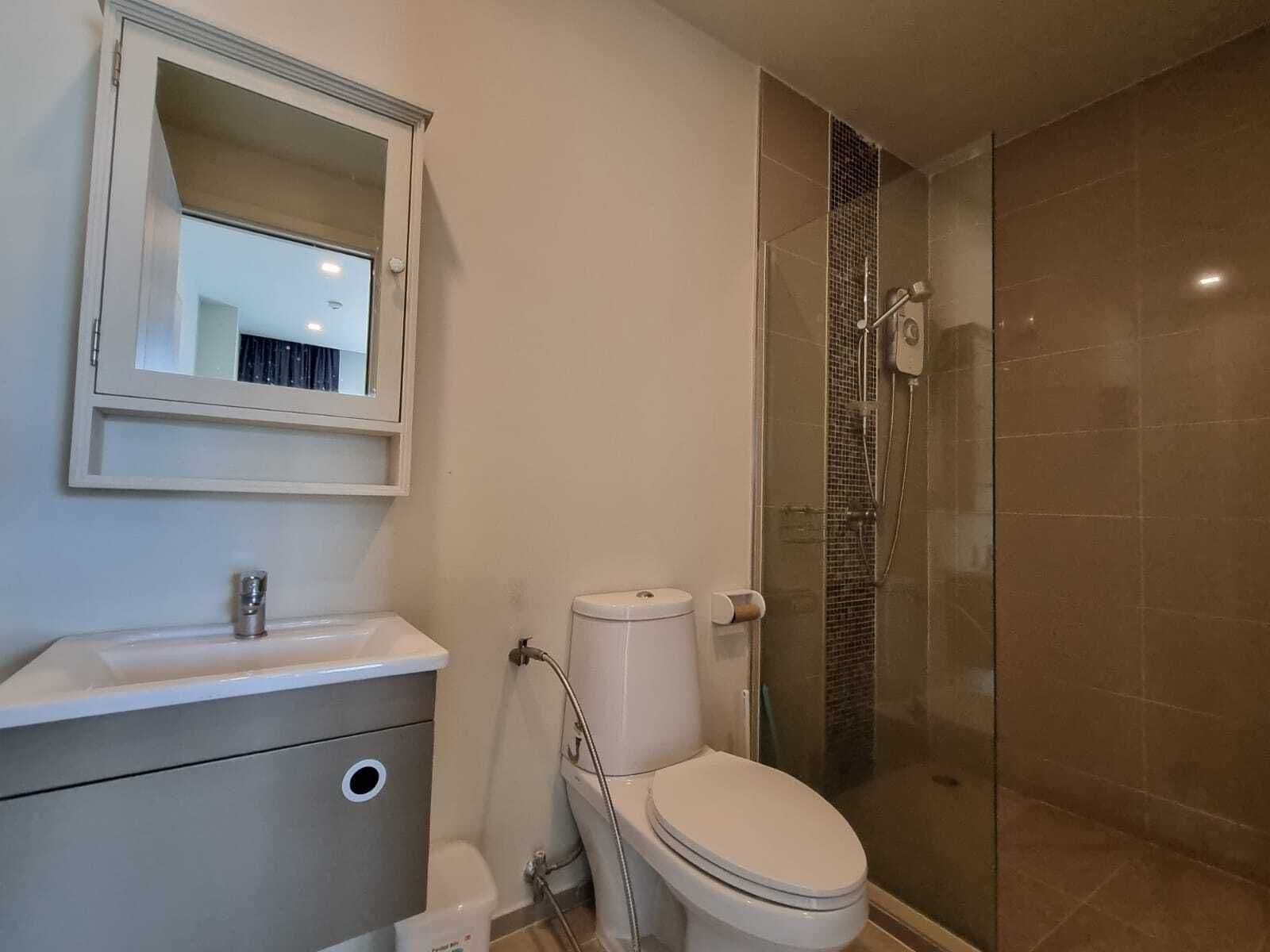 1 Bedroom Condo for sale at Dlux Condominium  U5563865 - image 7